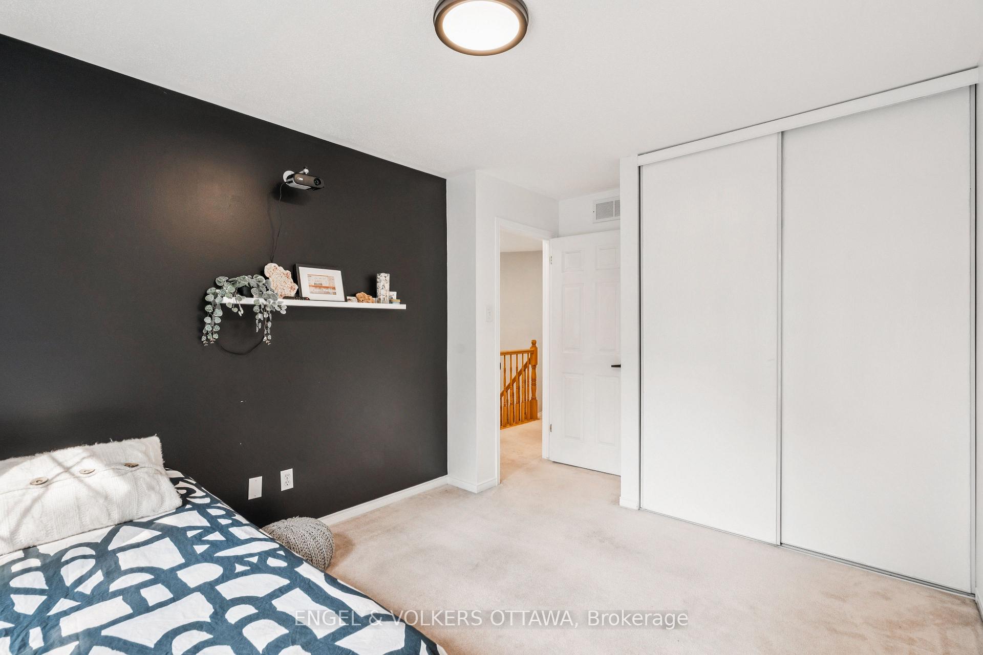 Photo 32 of 6285 Sablewood Place, Ottawa, Chapel Hill — HOMEH