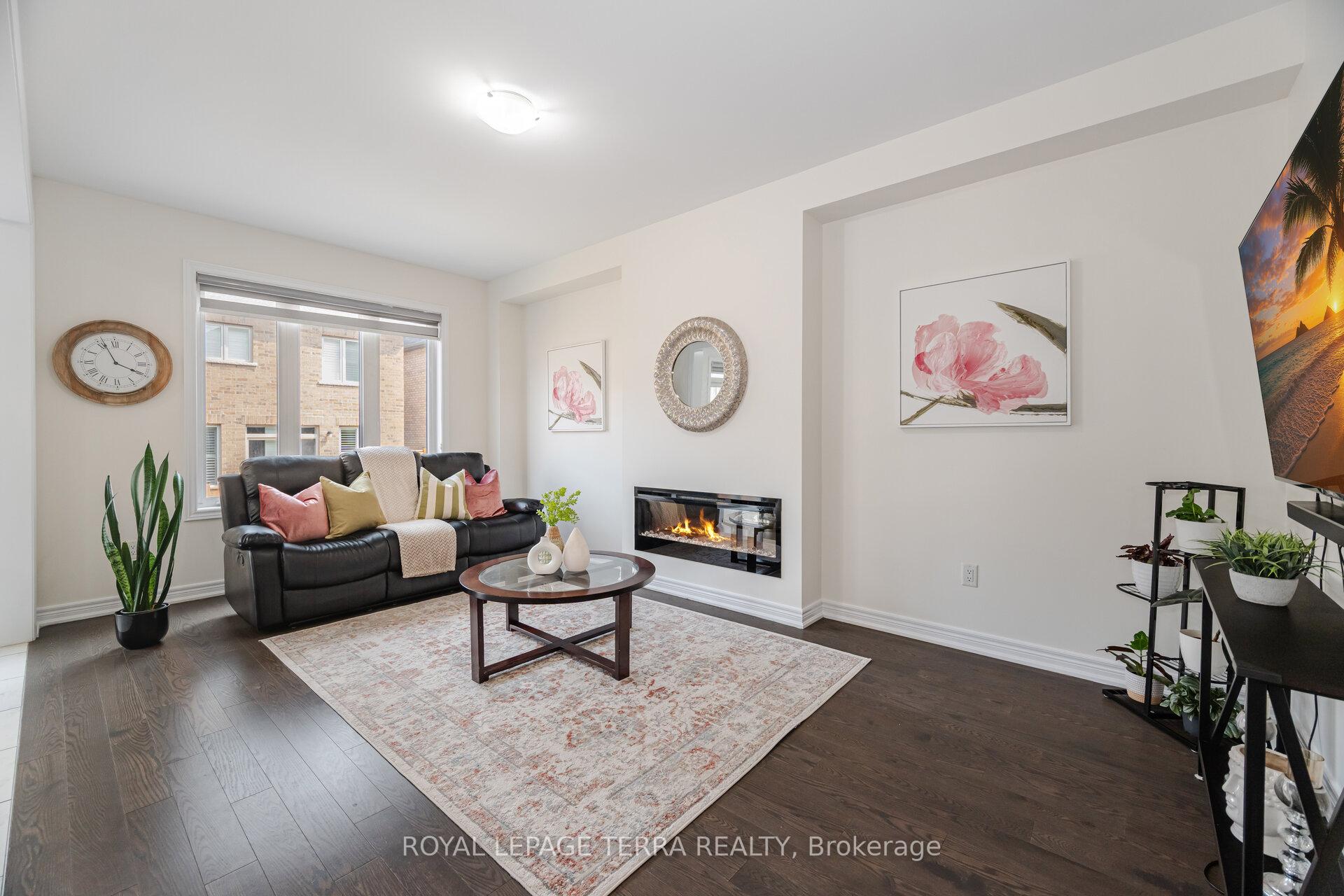 Photo 17 of 47 Cobriza Crescent, Brampton, Northwest Brampton — HOMEH