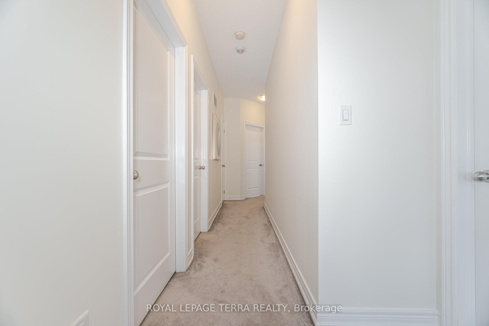 Photo 16 of 47 Cobriza Crescent, Brampton, Northwest Brampton — HOMEH