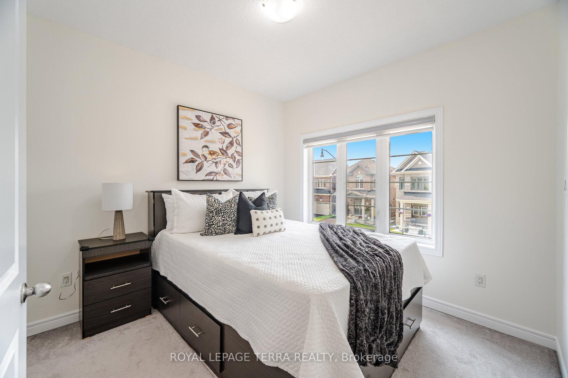 Photo 27 of 47 Cobriza Crescent, Brampton, Northwest Brampton — HOMEH