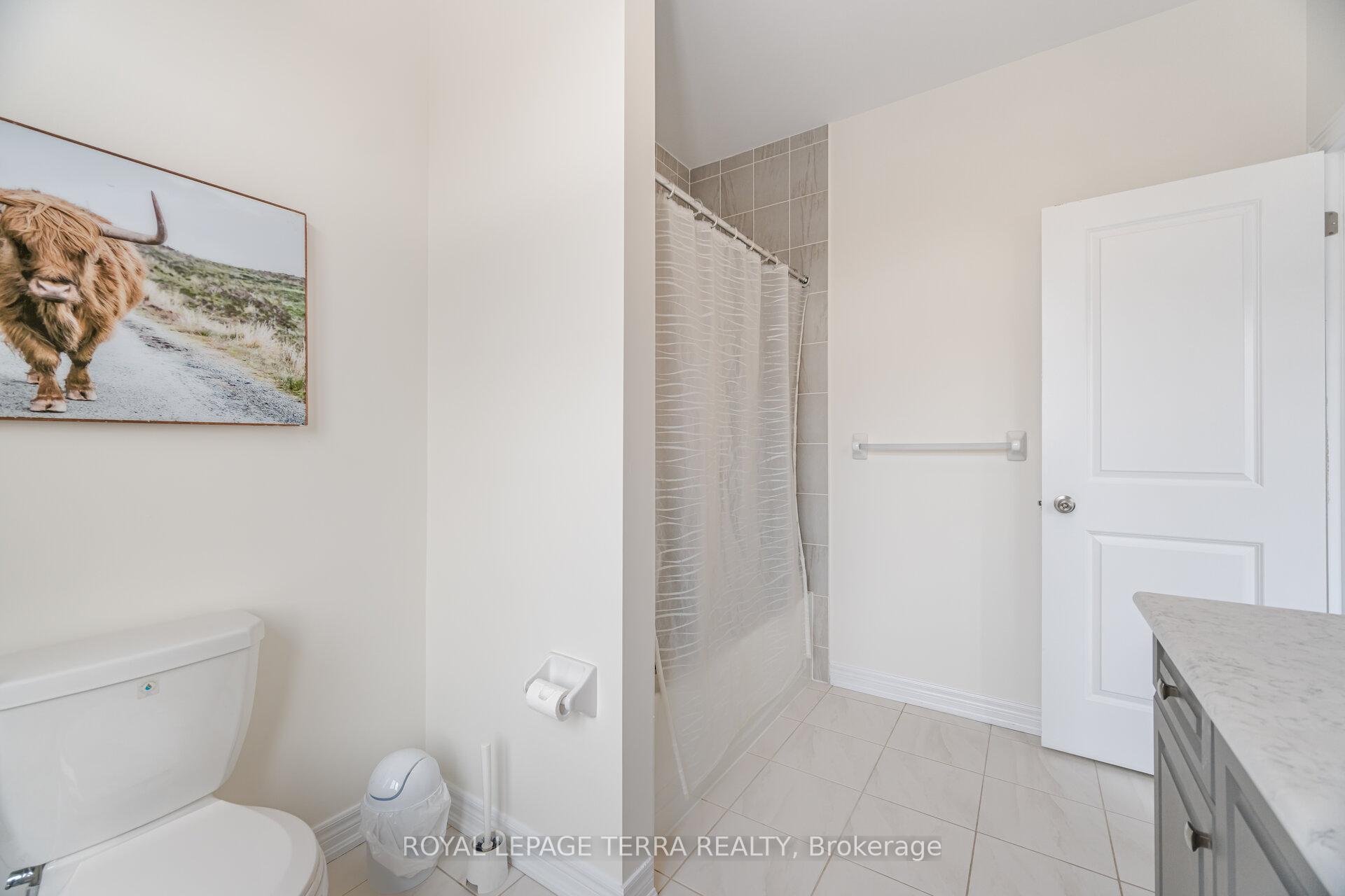 Photo 28 of 47 Cobriza Crescent, Brampton, Northwest Brampton — HOMEH