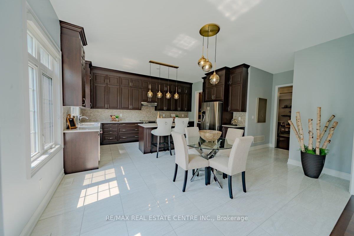 Photo 24 of 22 Malaspina Close N, Brampton, Bram West — HOMEH