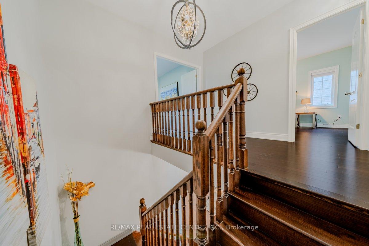 Photo 29 of 22 Malaspina Close N, Brampton, Bram West — HOMEH