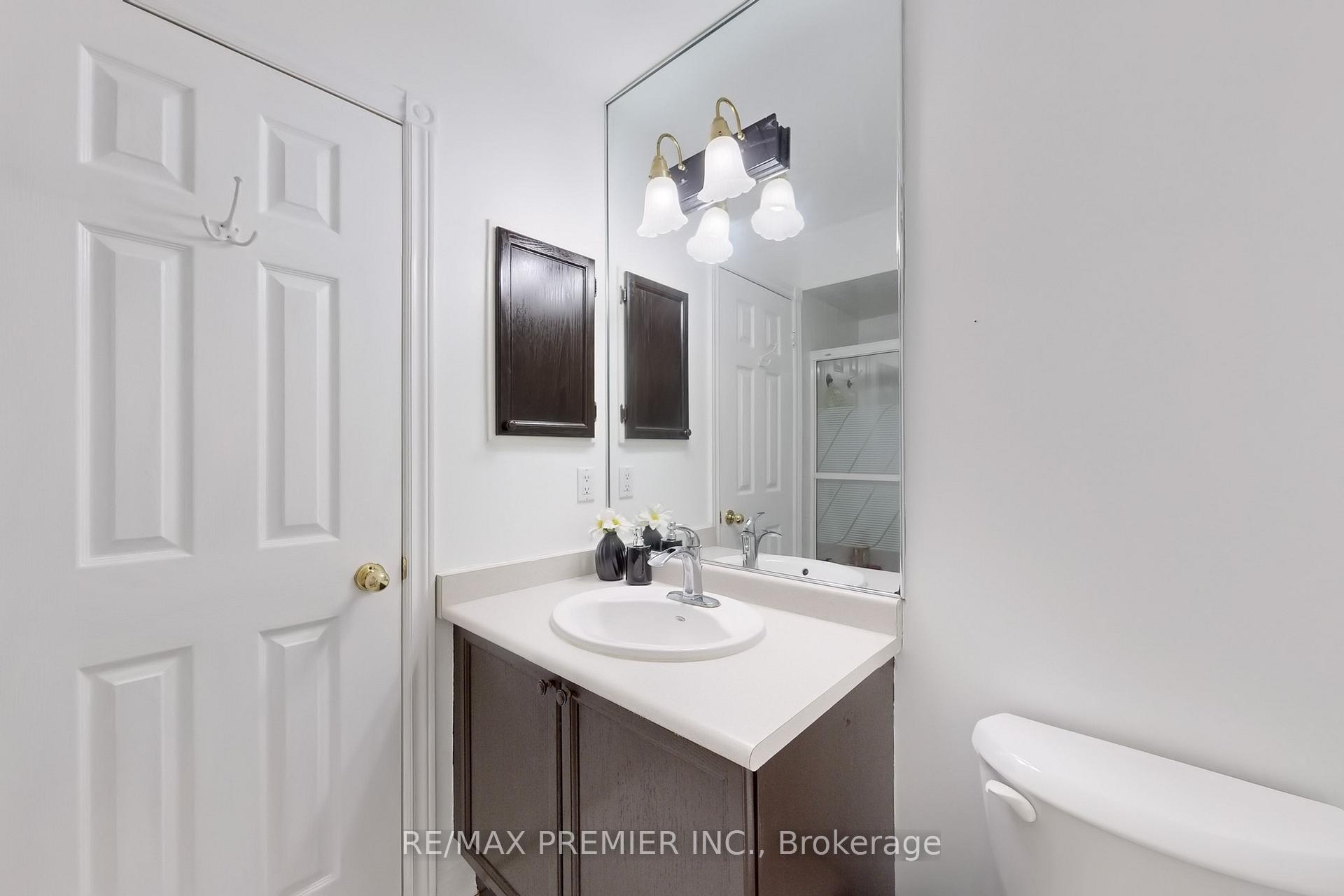 Photo 15 of 6 Bighorn Crescent, Brampton, Sandringham-Wellington — HOMEH