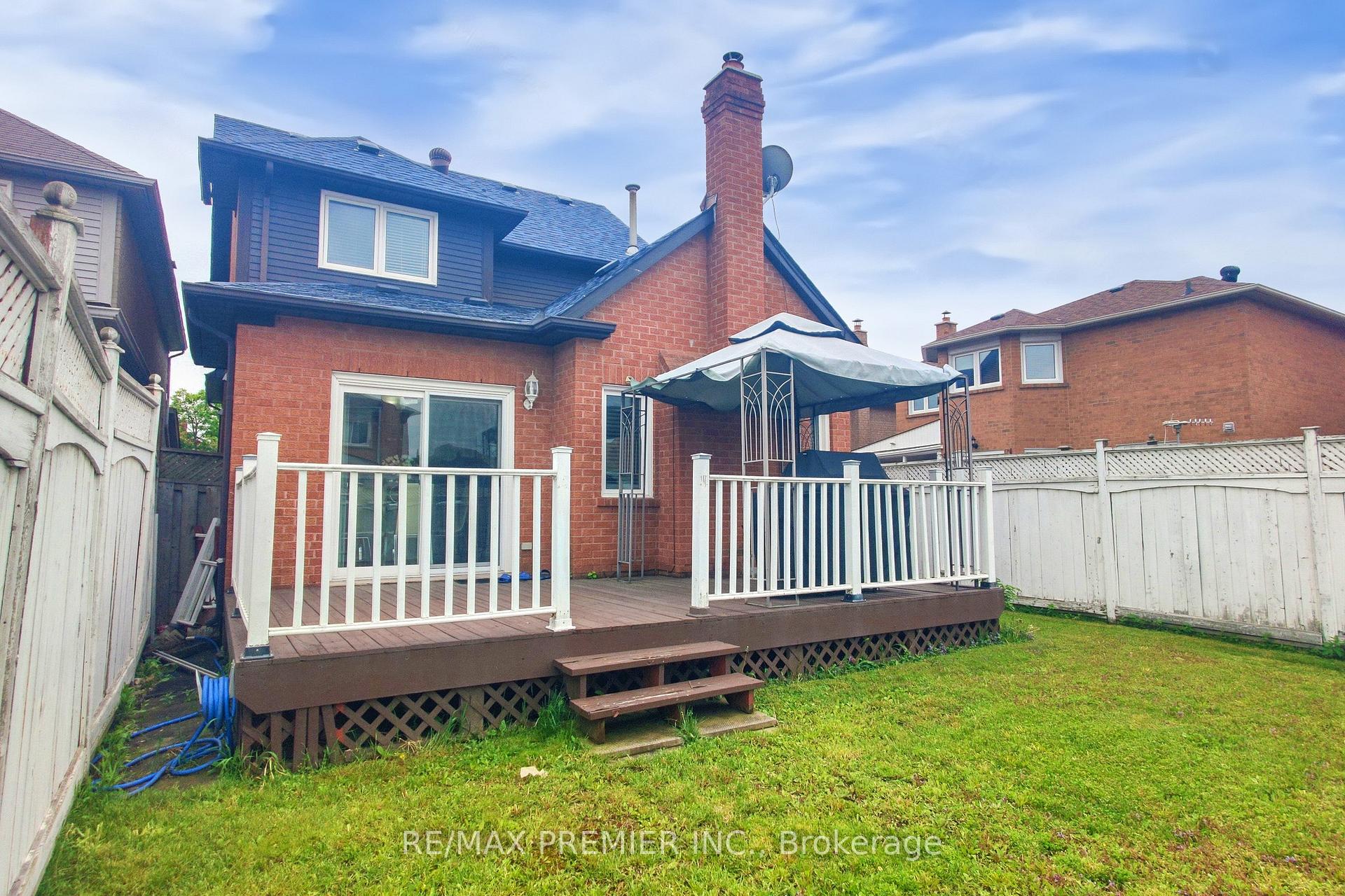 Photo 25 of 6 Bighorn Crescent, Brampton, Sandringham-Wellington — HOMEH