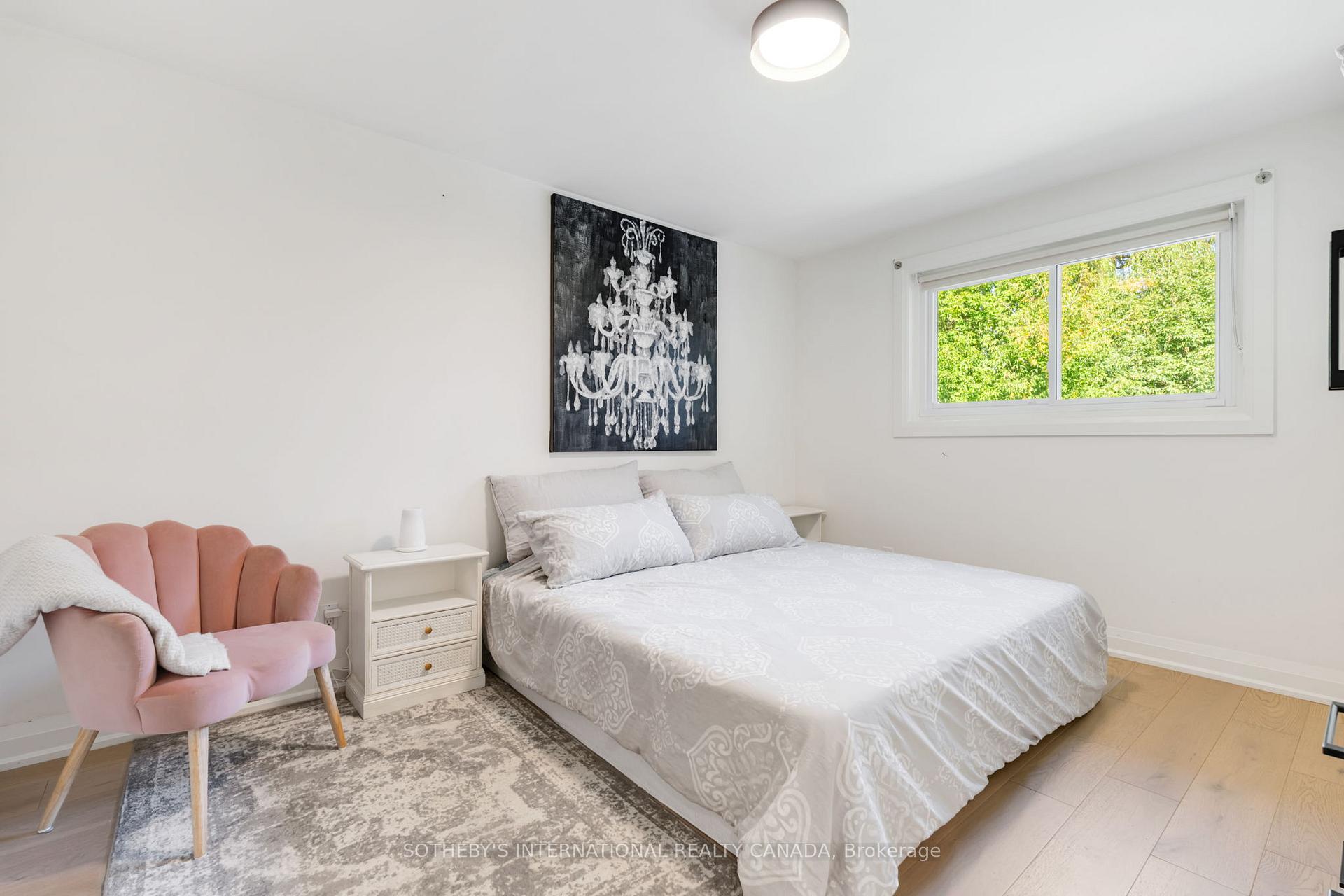 Photo 6 of 902 Vistula Drive, Pickering, West Shore — HOMEH