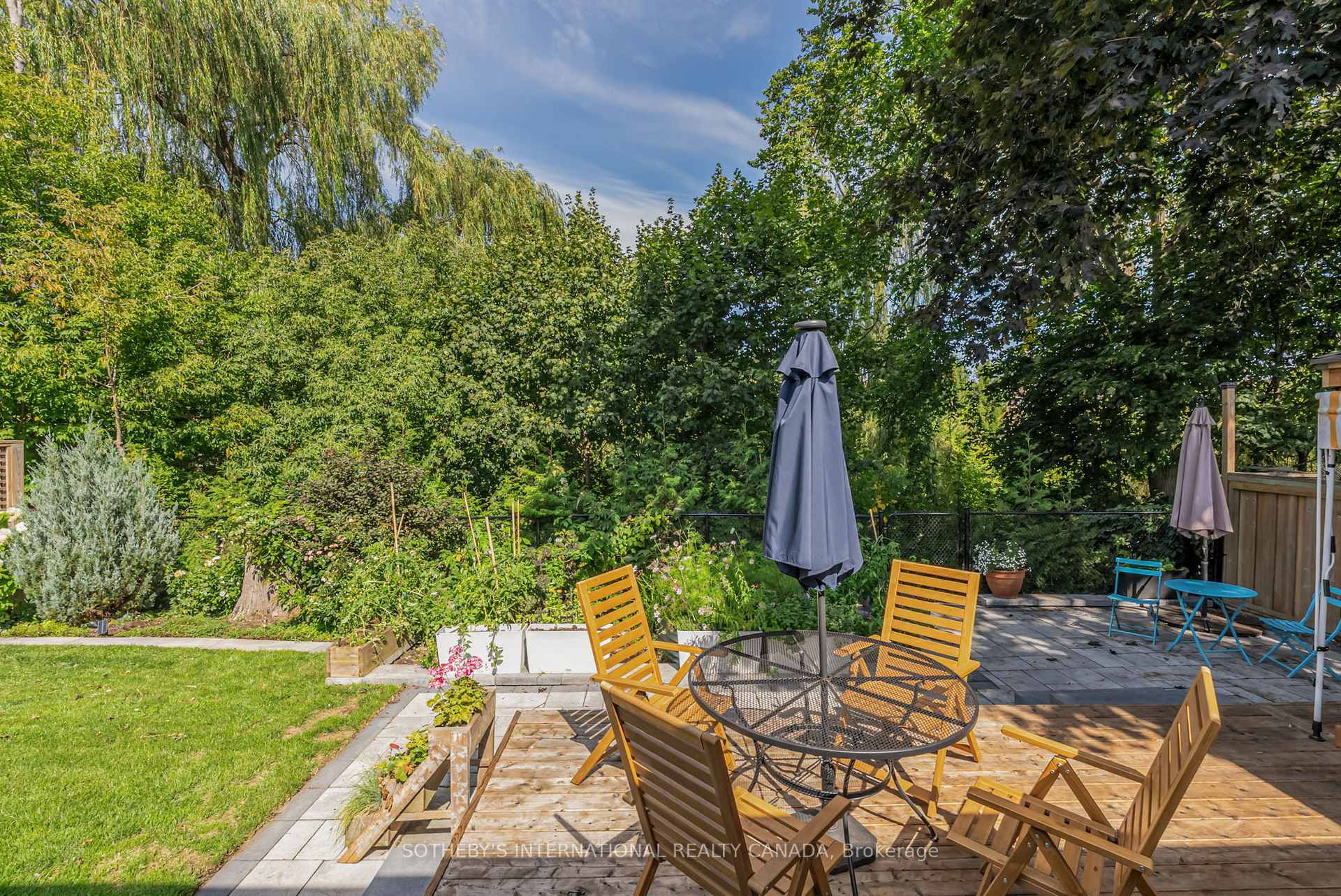 Photo 25 of 902 Vistula Drive, Pickering, West Shore — HOMEH
