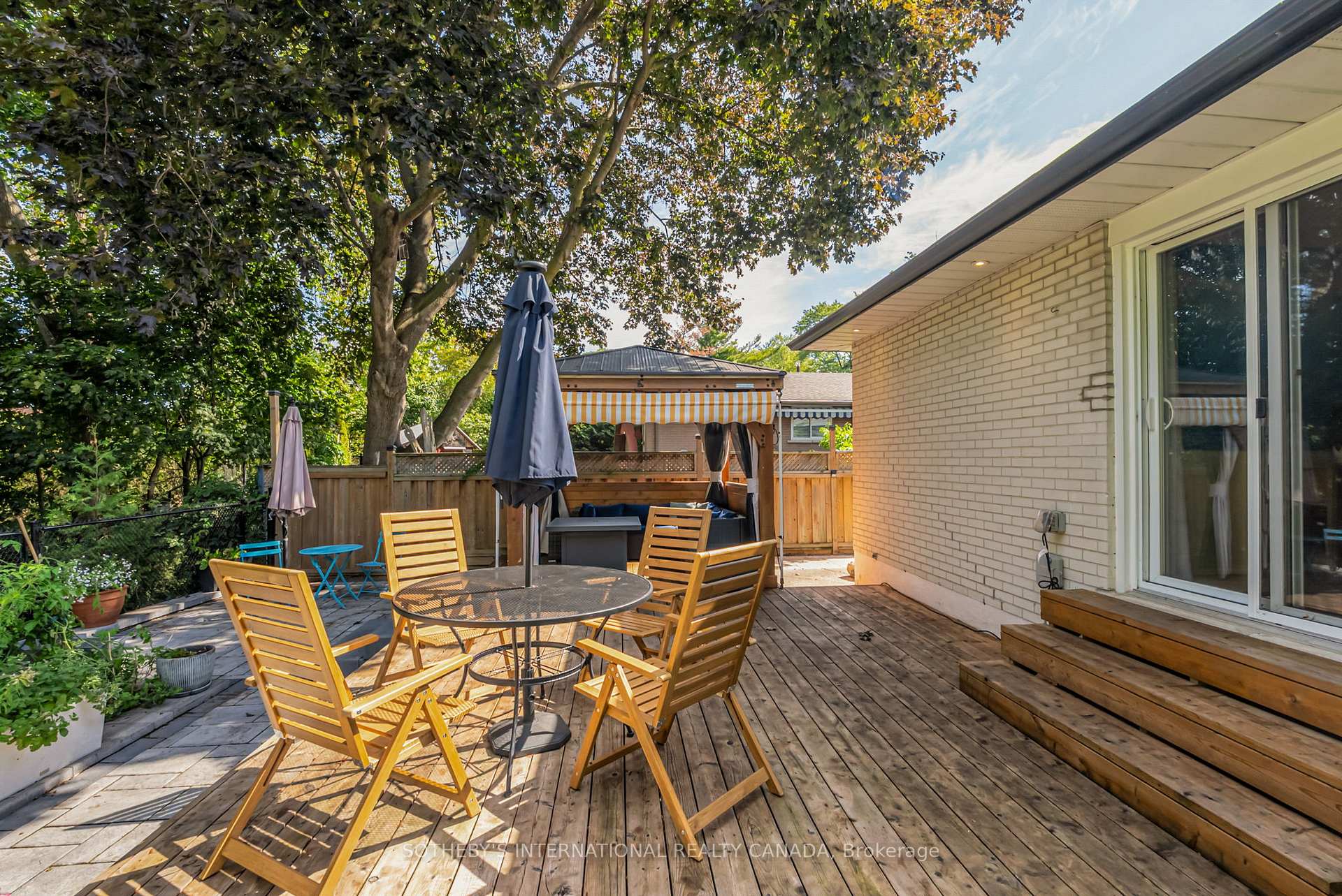 Photo 27 of 902 Vistula Drive, Pickering, West Shore — HOMEH
