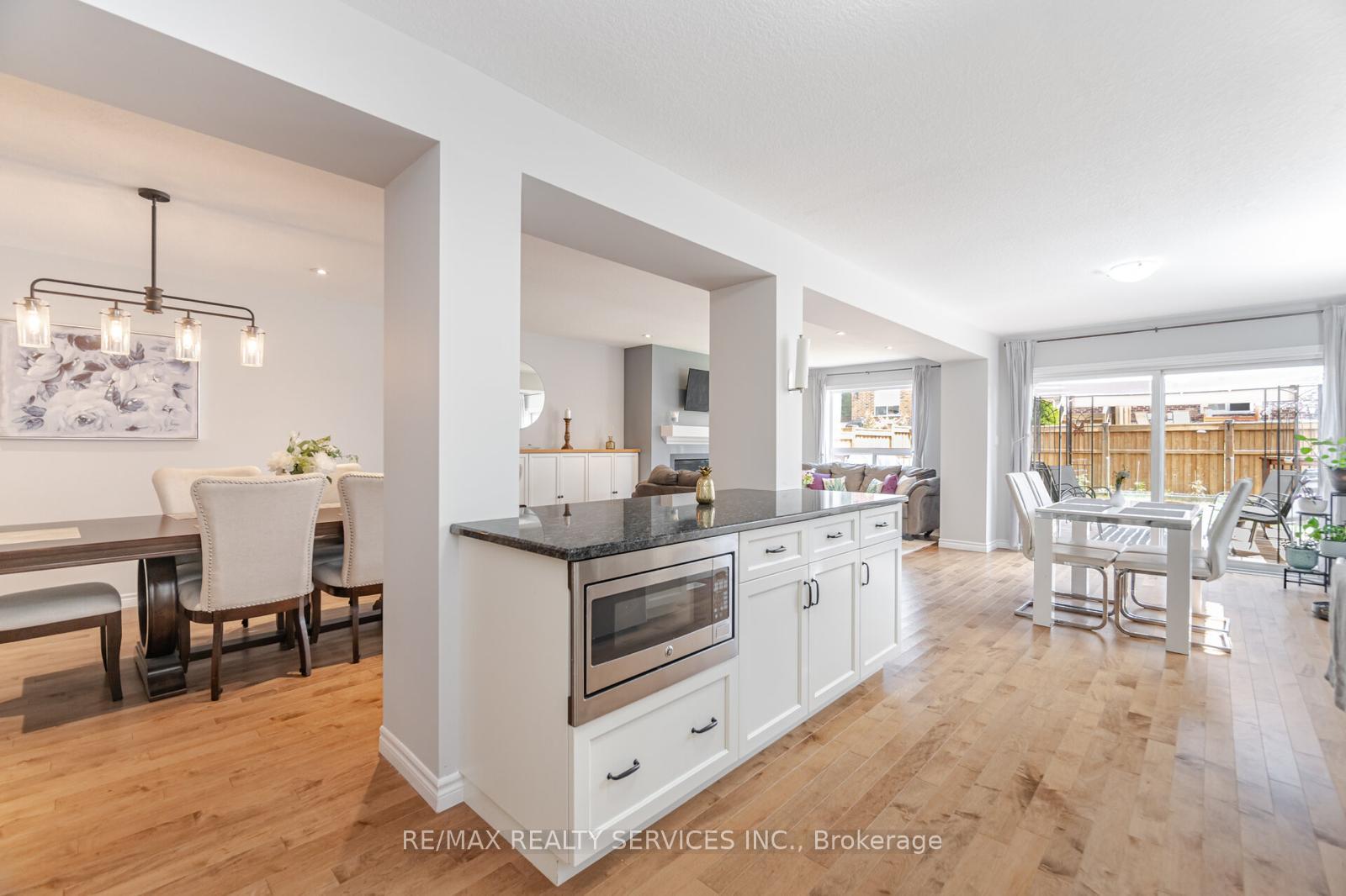 Photo 6 of 567 Starwood Drive, Guelph, Grange Road — HOMEH