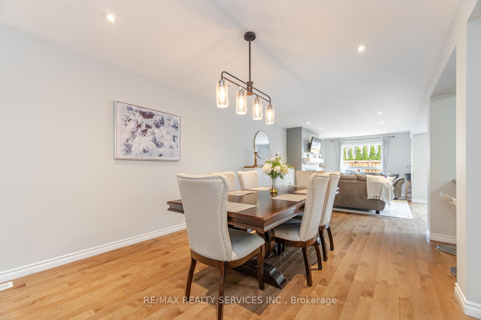 Photo 5 of 567 Starwood Drive, Guelph, Grange Road — HOMEH