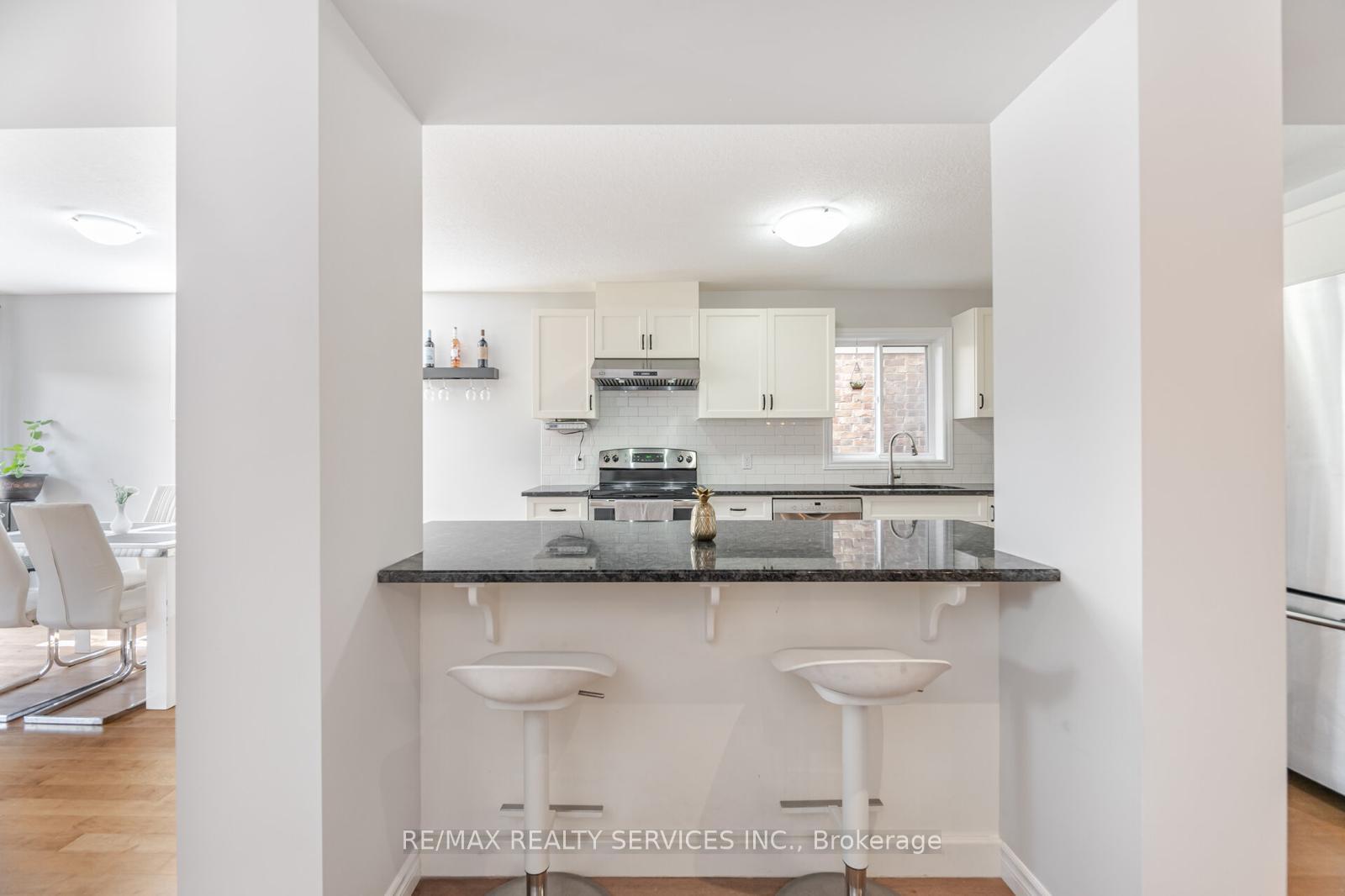 Photo 33 of 567 Starwood Drive, Guelph, Grange Road — HOMEH