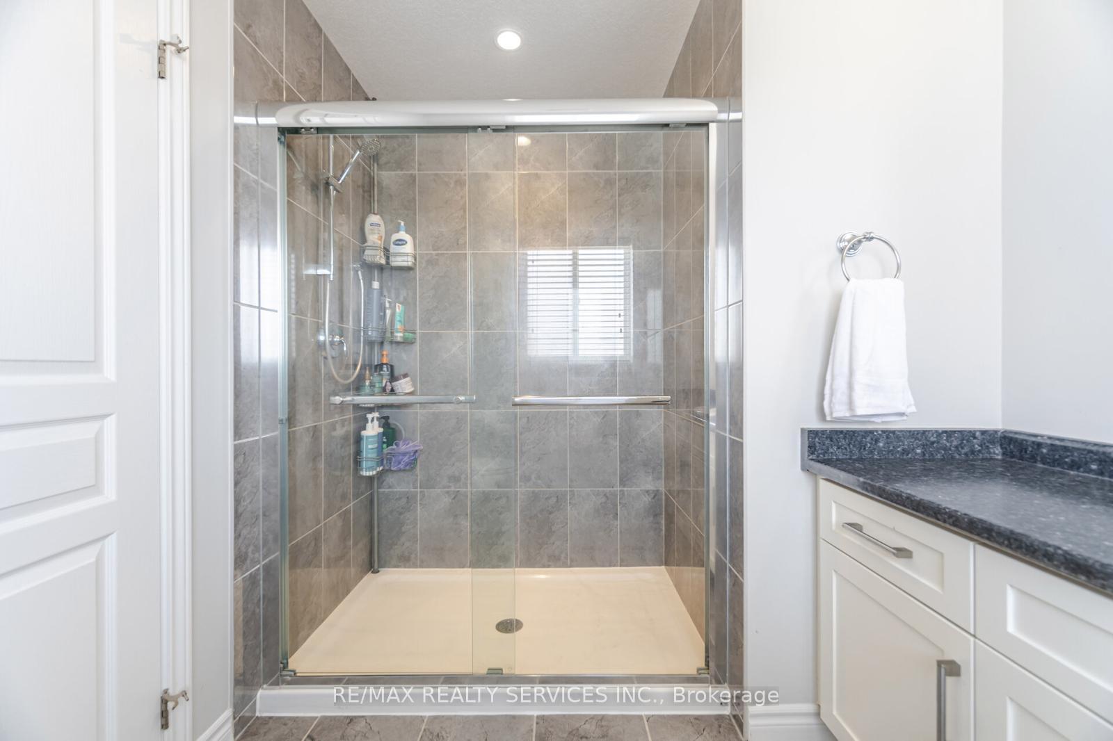 Photo 22 of 567 Starwood Drive, Guelph, Grange Road — HOMEH