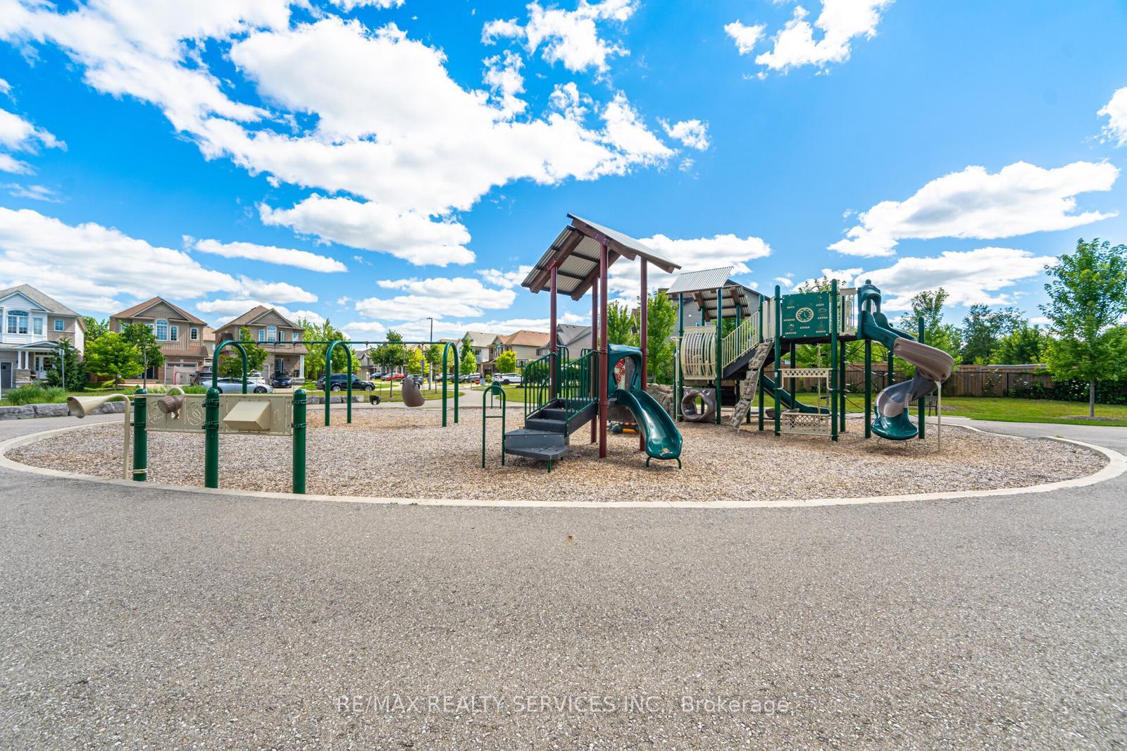 Photo 39 of 567 Starwood Drive, Guelph, Grange Road — HOMEH