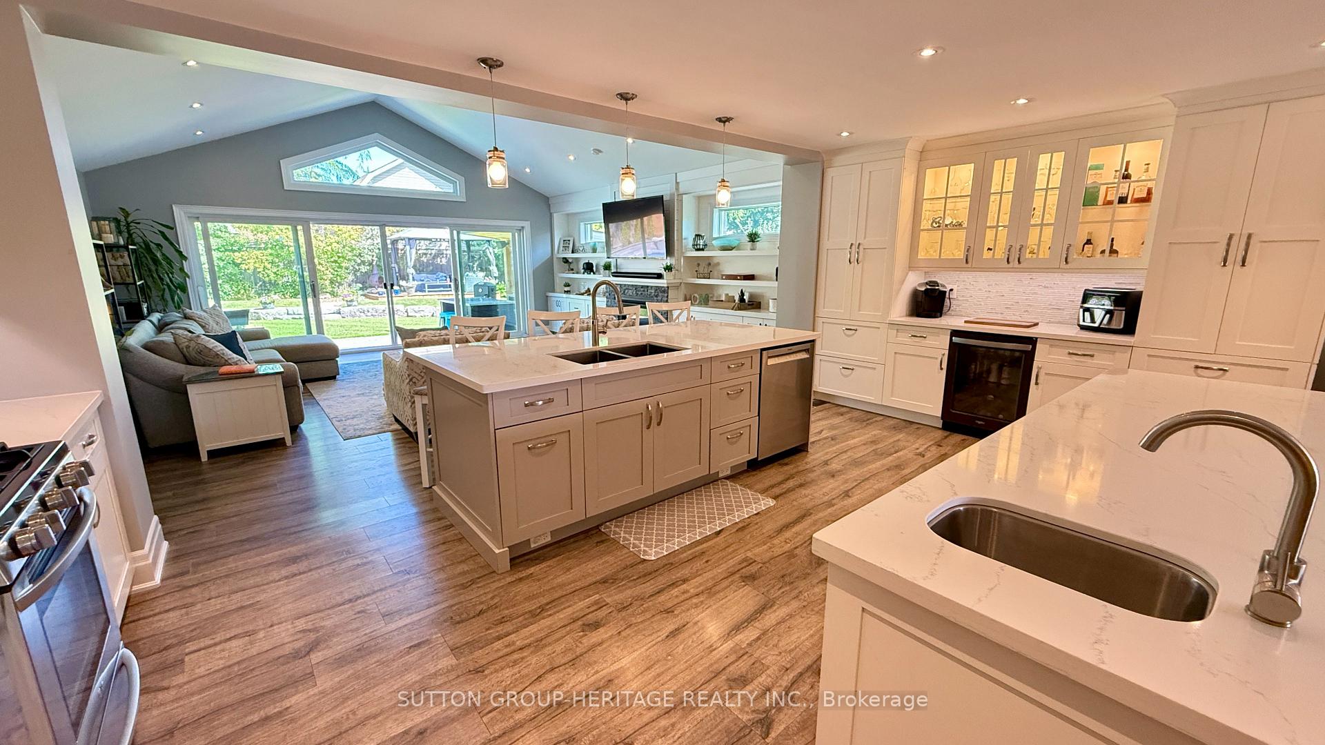 Photo 3 of 333 Fairview Drive, Whitby, Lynde Creek — HOMEH