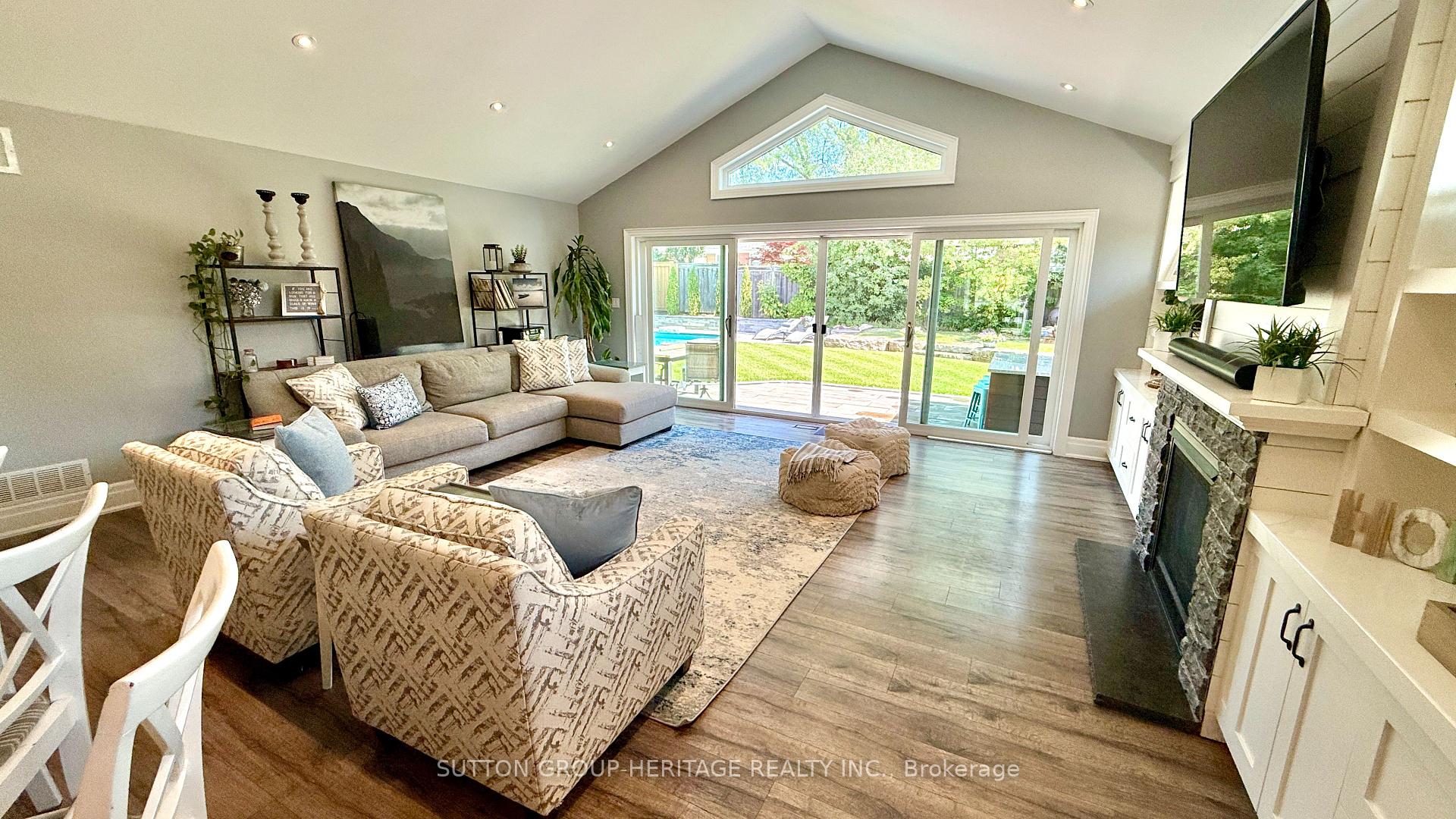 Photo 10 of 333 Fairview Drive, Whitby, Lynde Creek — HOMEH