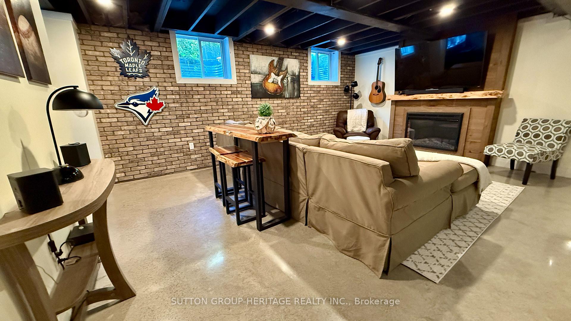 Photo 32 of 333 Fairview Drive, Whitby, Lynde Creek — HOMEH