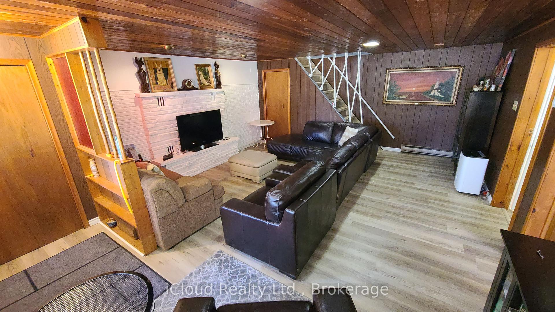 Photo 30 of 44 Red Cedar Drive S, Kincardine — HOMEH