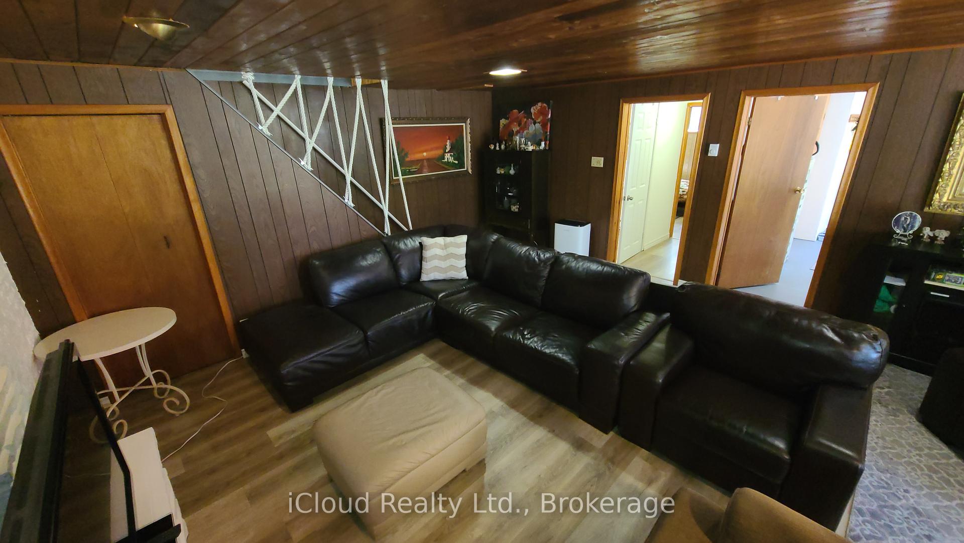 Photo 10 of 44 Red Cedar Drive S, Kincardine — HOMEH