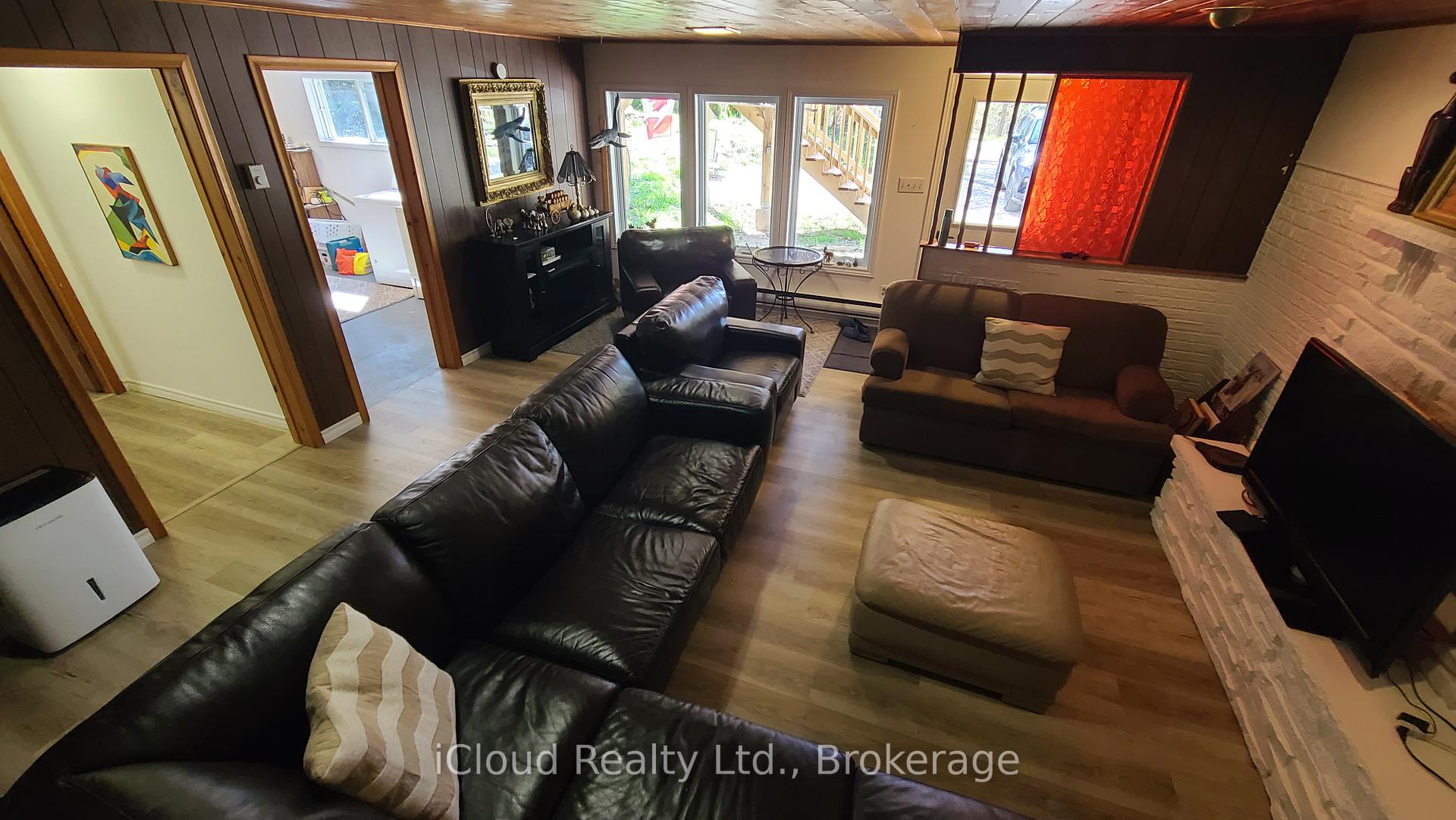 Photo 12 of 44 Red Cedar Drive S, Kincardine — HOMEH
