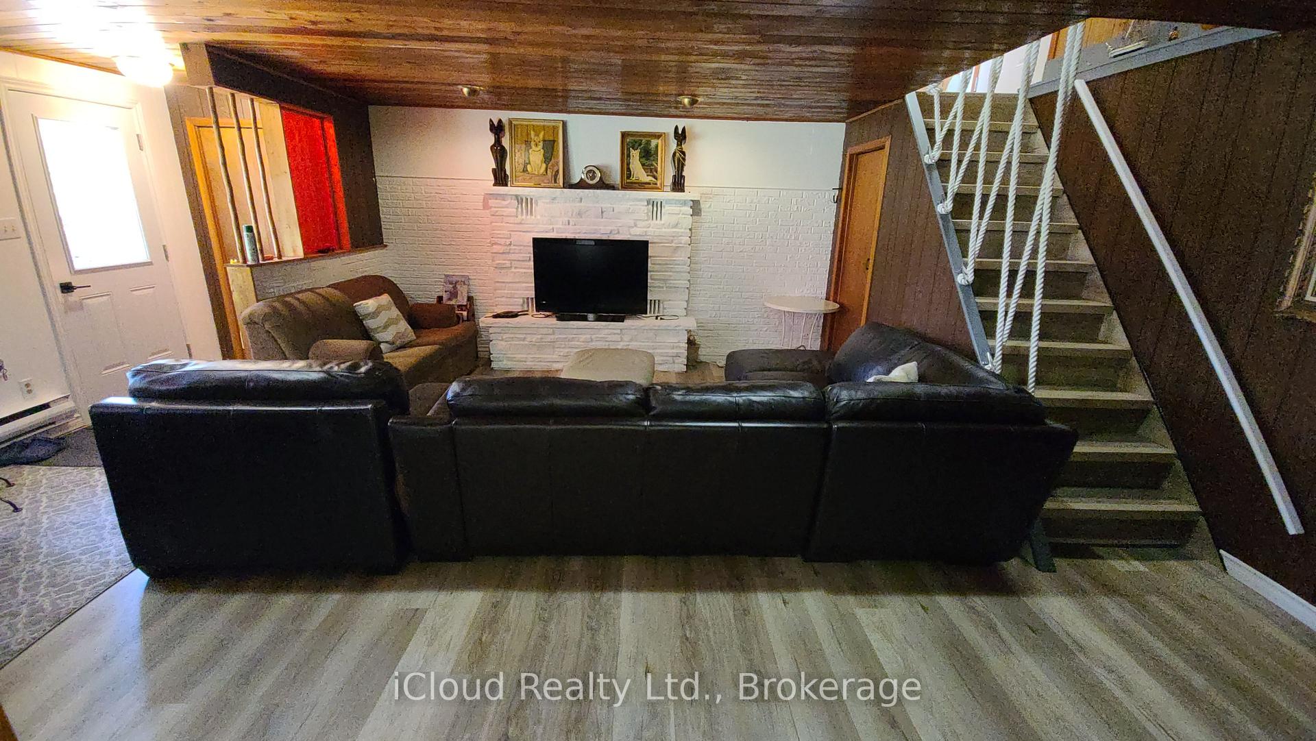 Photo 18 of 44 Red Cedar Drive S, Kincardine — HOMEH