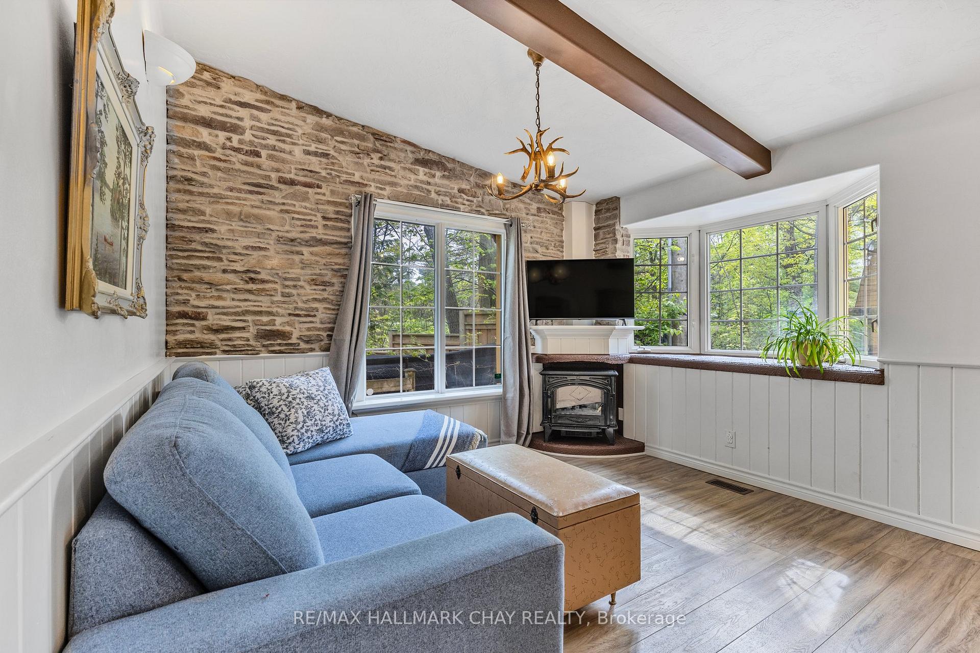 Photo 6 of 23 Pops Lane, Wasaga Beach — HOMEH