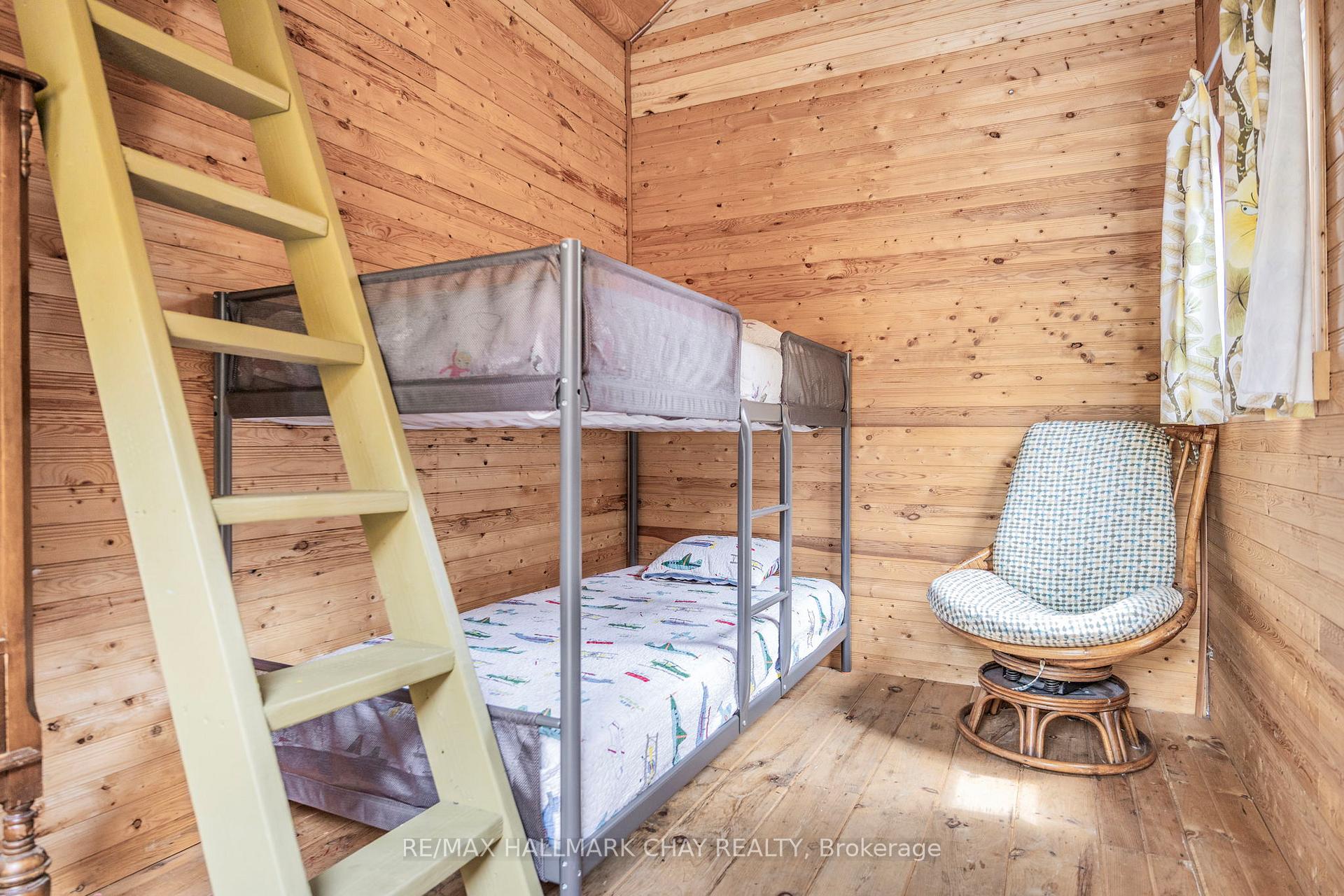 Photo 15 of 23 Pops Lane, Wasaga Beach — HOMEH