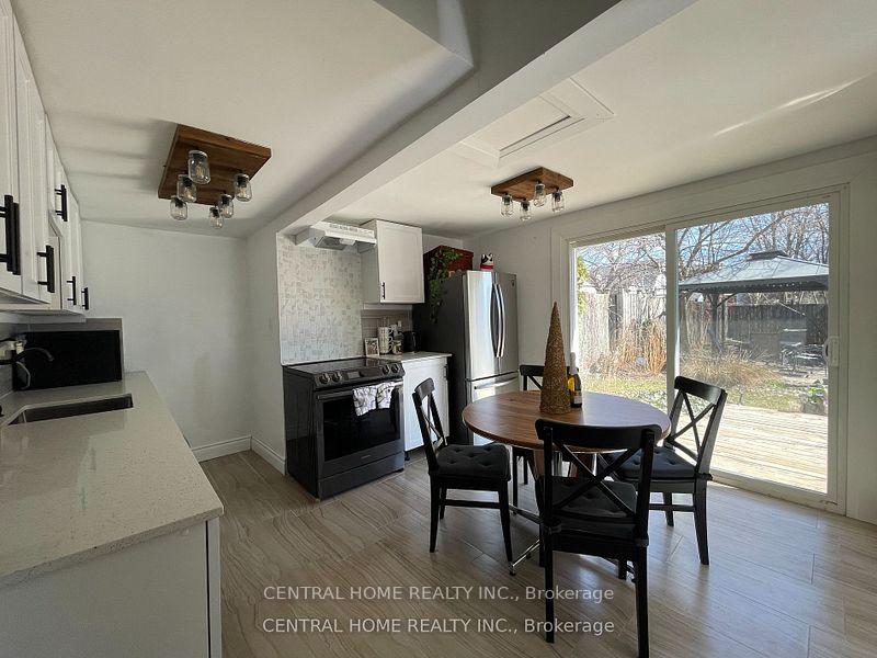 Photo 6 of 6068 Drummond Road, Niagara Falls, Dorchester — HOMEH