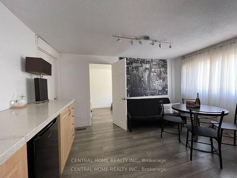 Photo 12 of 6068 Drummond Road, Niagara Falls, Dorchester — HOMEH