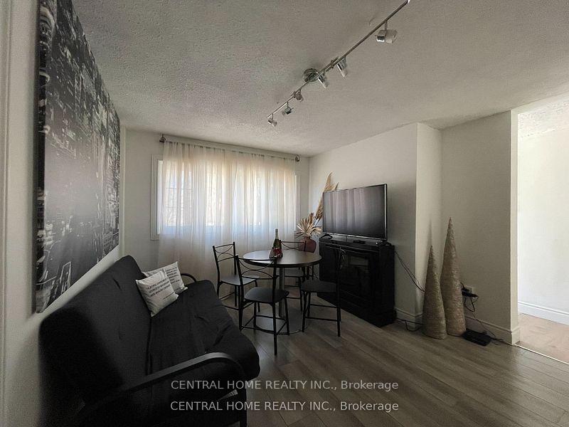 Photo 16 of 6068 Drummond Road, Niagara Falls, Dorchester — HOMEH