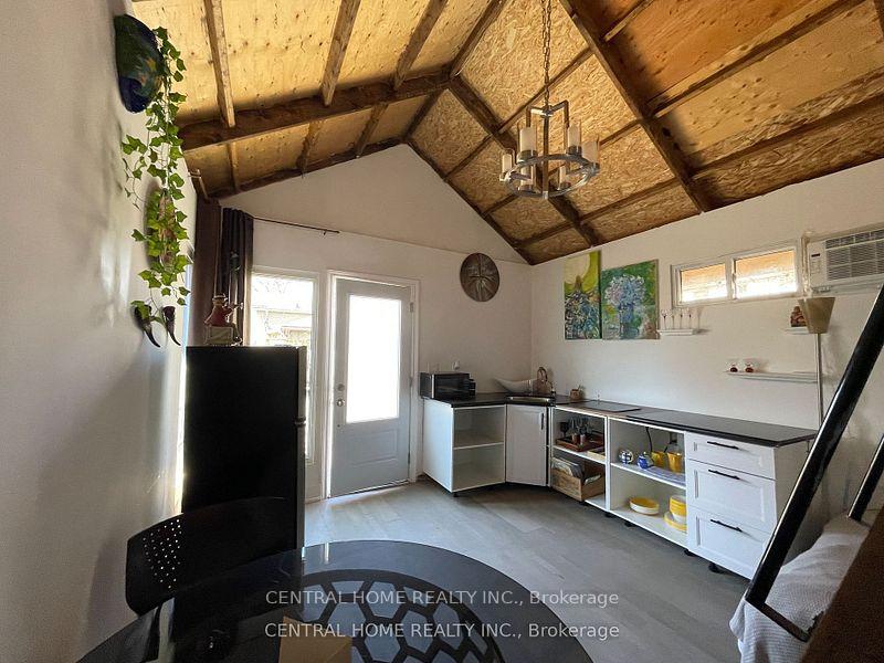 Photo 13 of 6068 Drummond Road, Niagara Falls, Dorchester — HOMEH