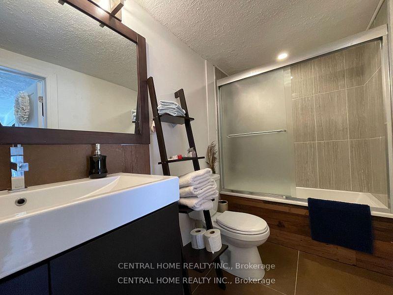 Photo 21 of 6068 Drummond Road, Niagara Falls, Dorchester — HOMEH