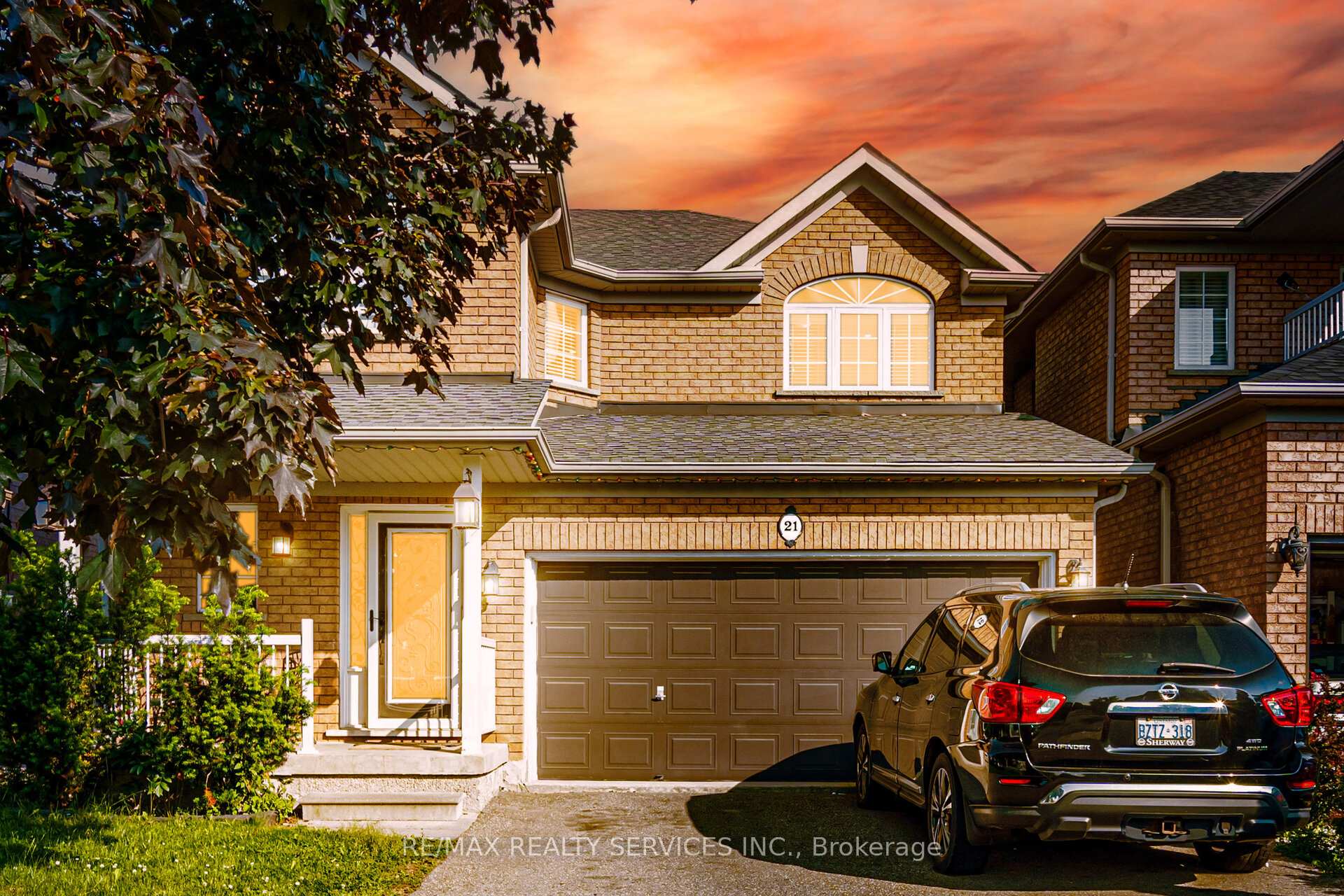 Photo 1 of 21 Queen Mary Drive, Brampton, Fletcher's Meadow — HOMEH