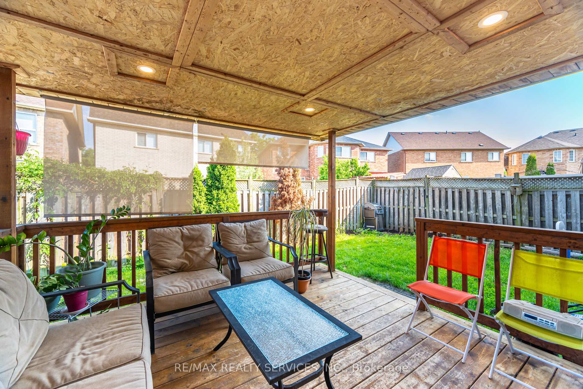 Photo 44 of 21 Queen Mary Drive, Brampton, Fletcher's Meadow — HOMEH