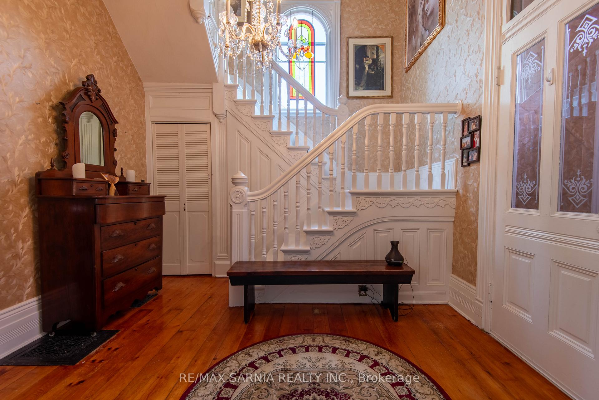 Photo 17 of 231 Main Street, Lucan Biddulph, Lucan — HOMEH