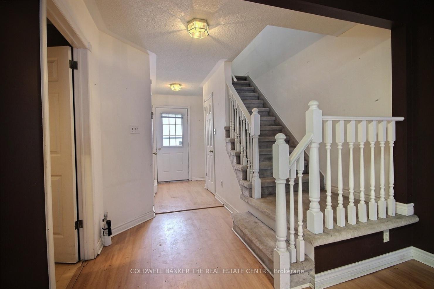 Photo 8 of 375 John Street S, Gravenhurst, Muskoka (S) — HOMEH