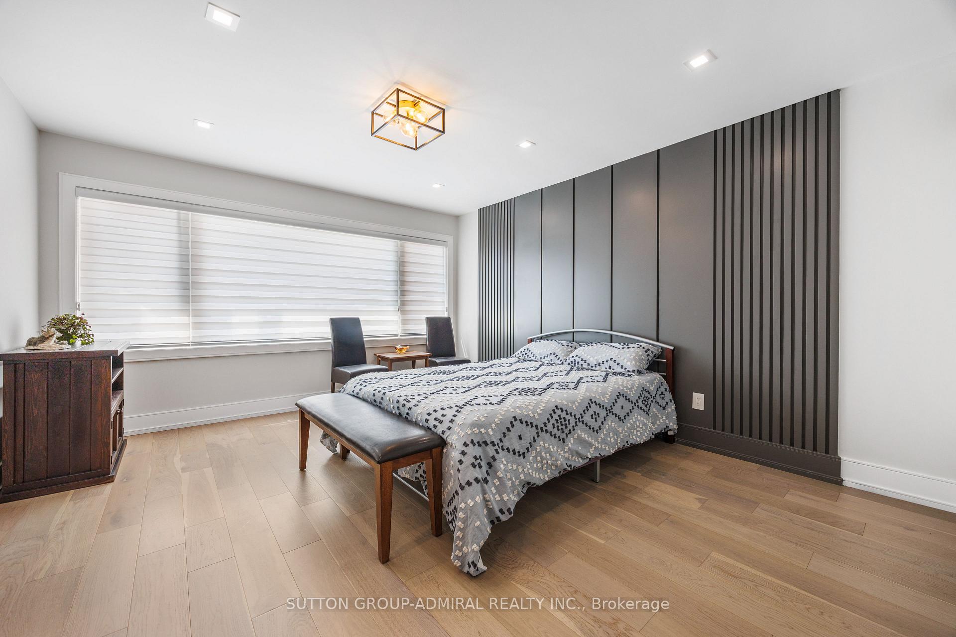 Photo 10 of 134 Gailcrest Circle, Vaughan, Crestwood-Springfarm-Yorkhill — HOMEH