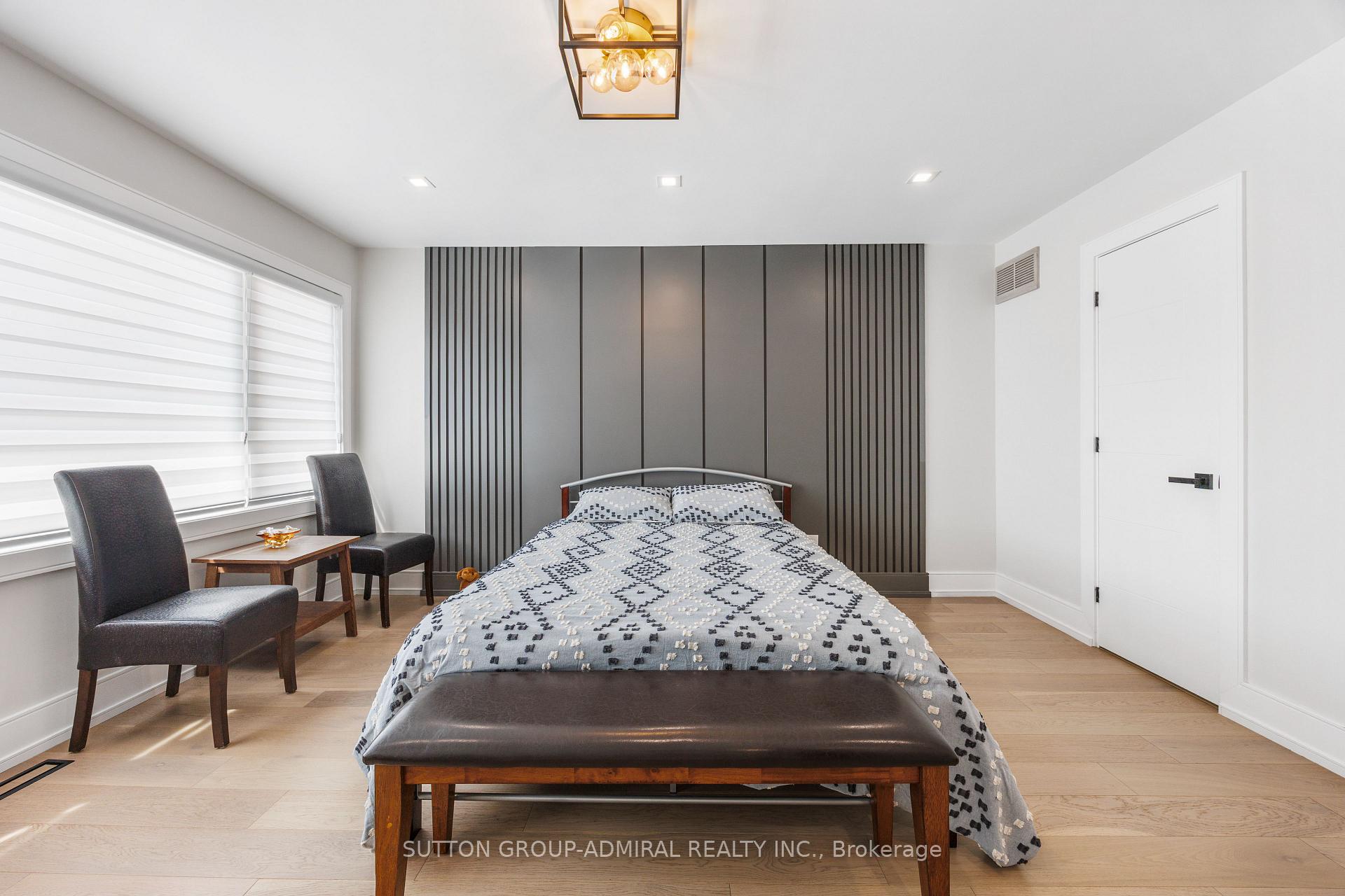Photo 13 of 134 Gailcrest Circle, Vaughan, Crestwood-Springfarm-Yorkhill — HOMEH