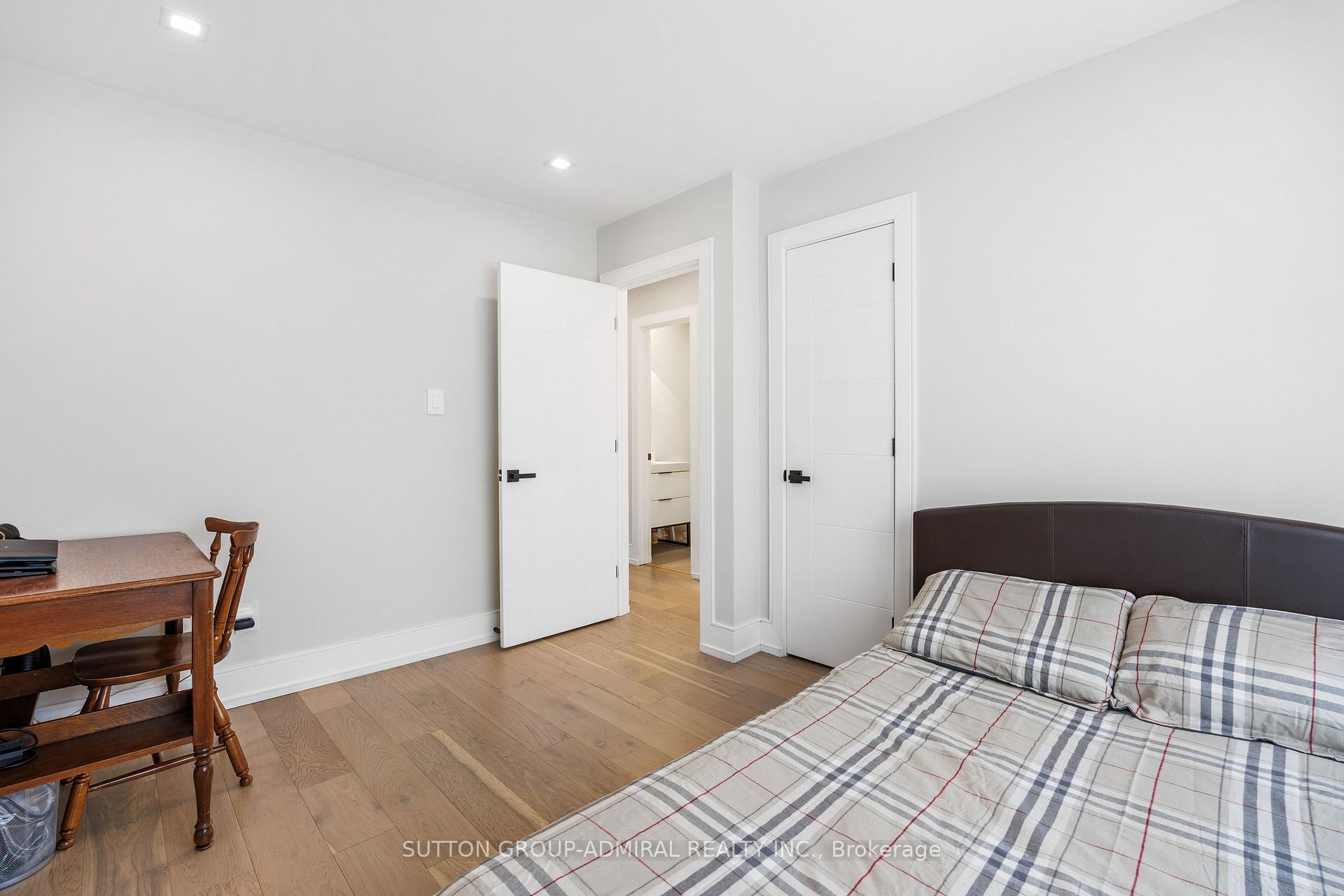 Photo 19 of 134 Gailcrest Circle, Vaughan, Crestwood-Springfarm-Yorkhill — HOMEH