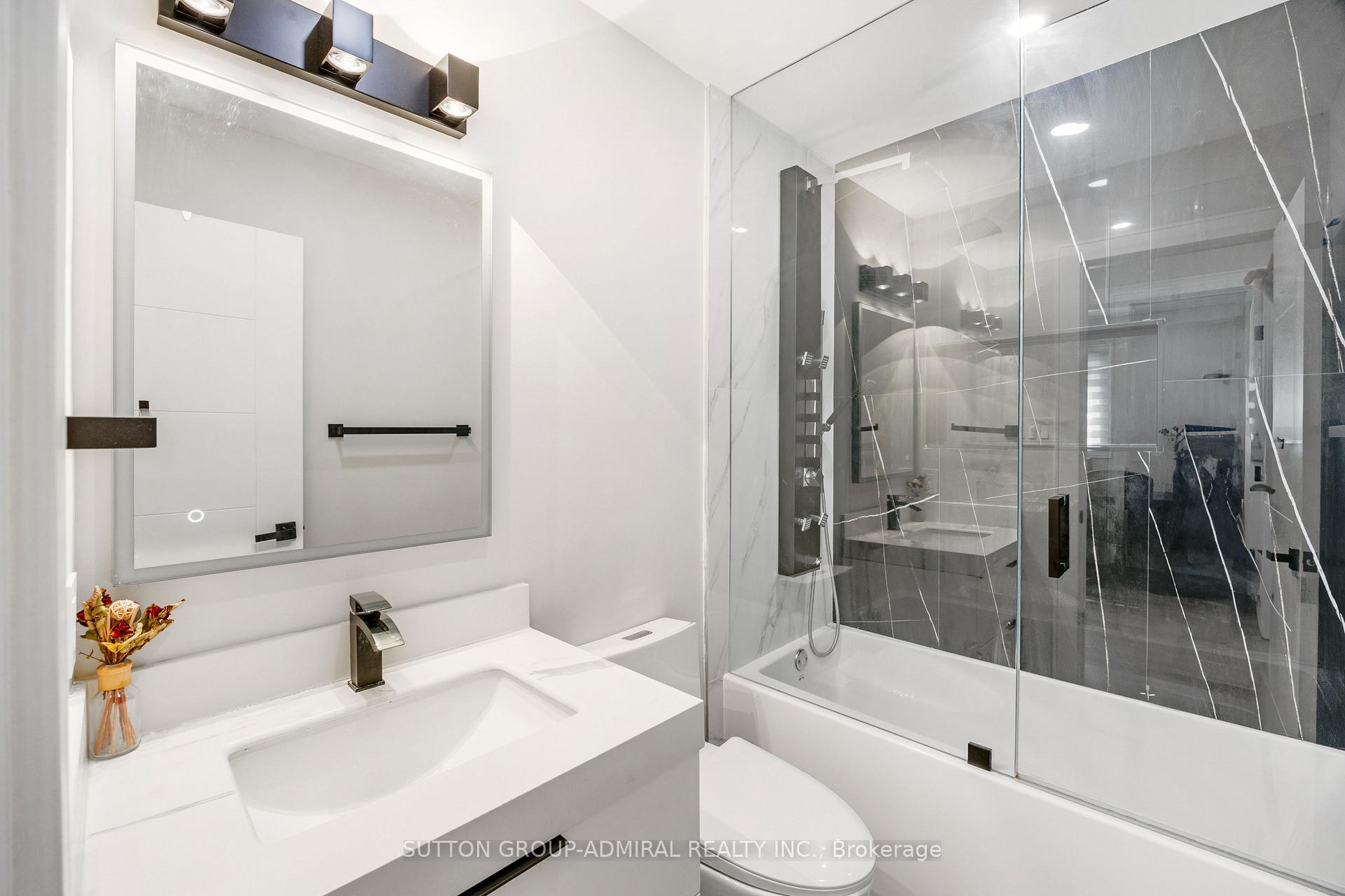 Photo 20 of 134 Gailcrest Circle, Vaughan, Crestwood-Springfarm-Yorkhill — HOMEH
