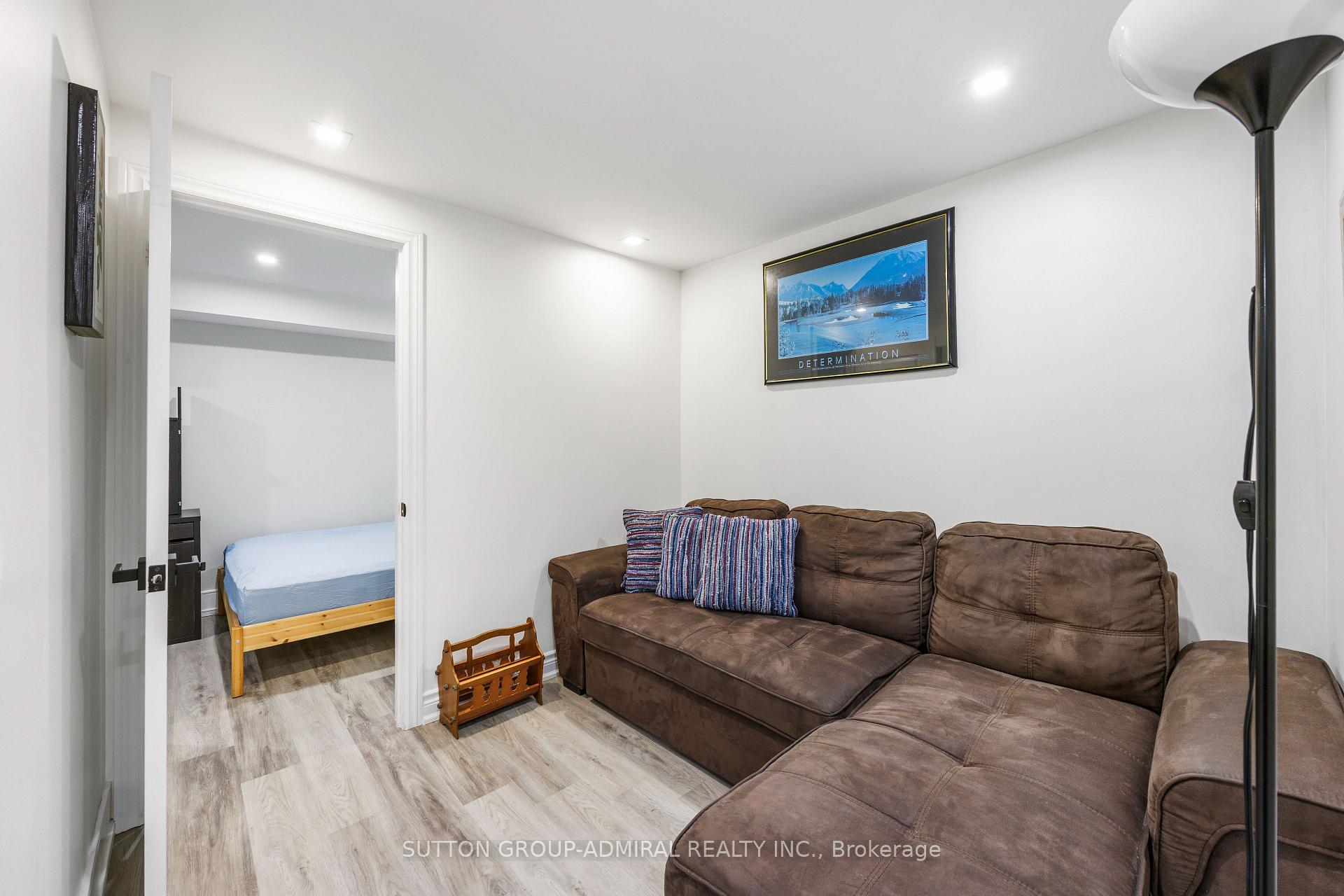 Photo 23 of 134 Gailcrest Circle, Vaughan, Crestwood-Springfarm-Yorkhill — HOMEH