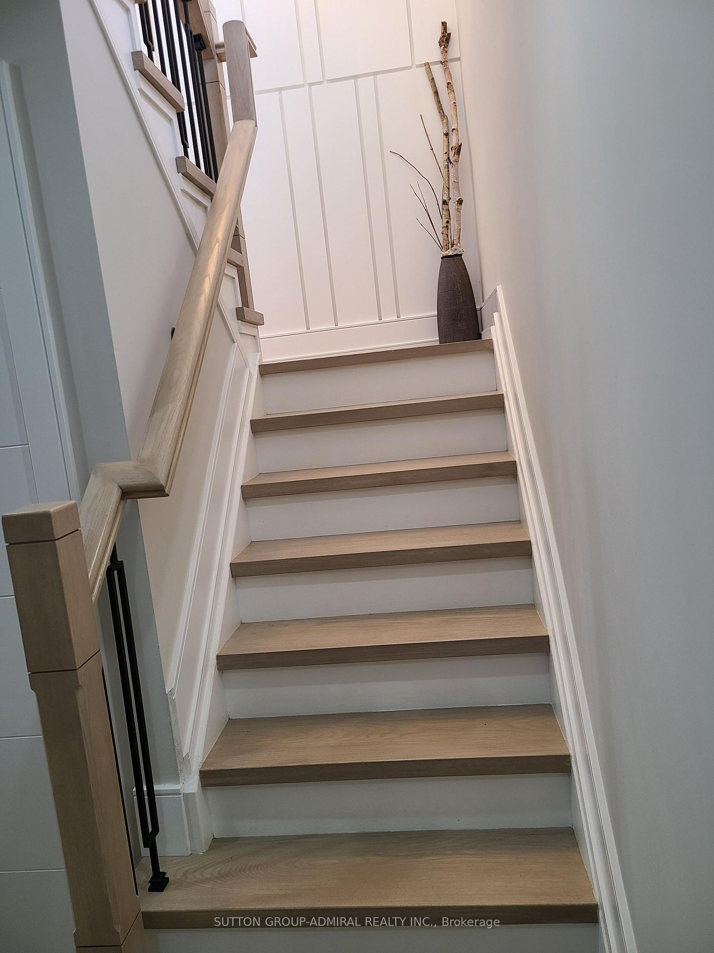 Photo 29 of 134 Gailcrest Circle, Vaughan, Crestwood-Springfarm-Yorkhill — HOMEH