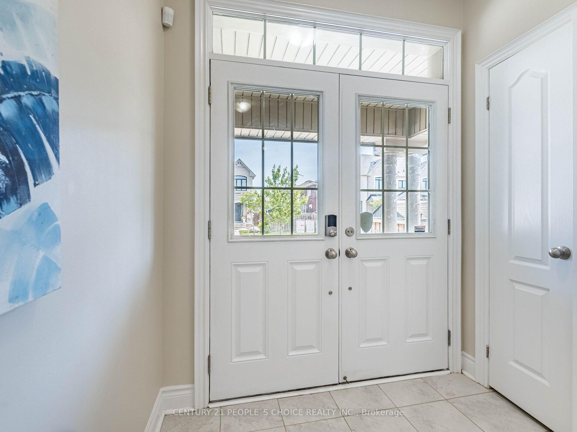 Photo 9 of 4 Dunley Crescent, Brampton, Credit Valley — HOMEH