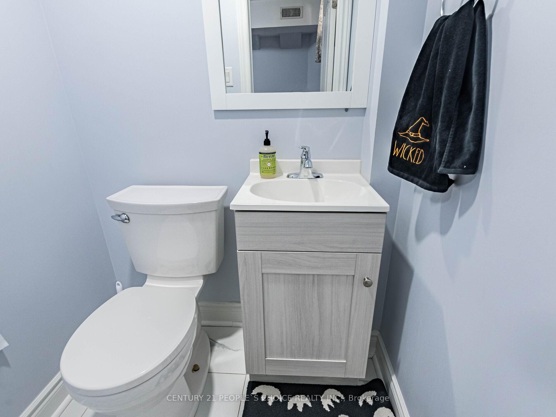 Photo 39 of 4 Dunley Crescent, Brampton, Credit Valley — HOMEH