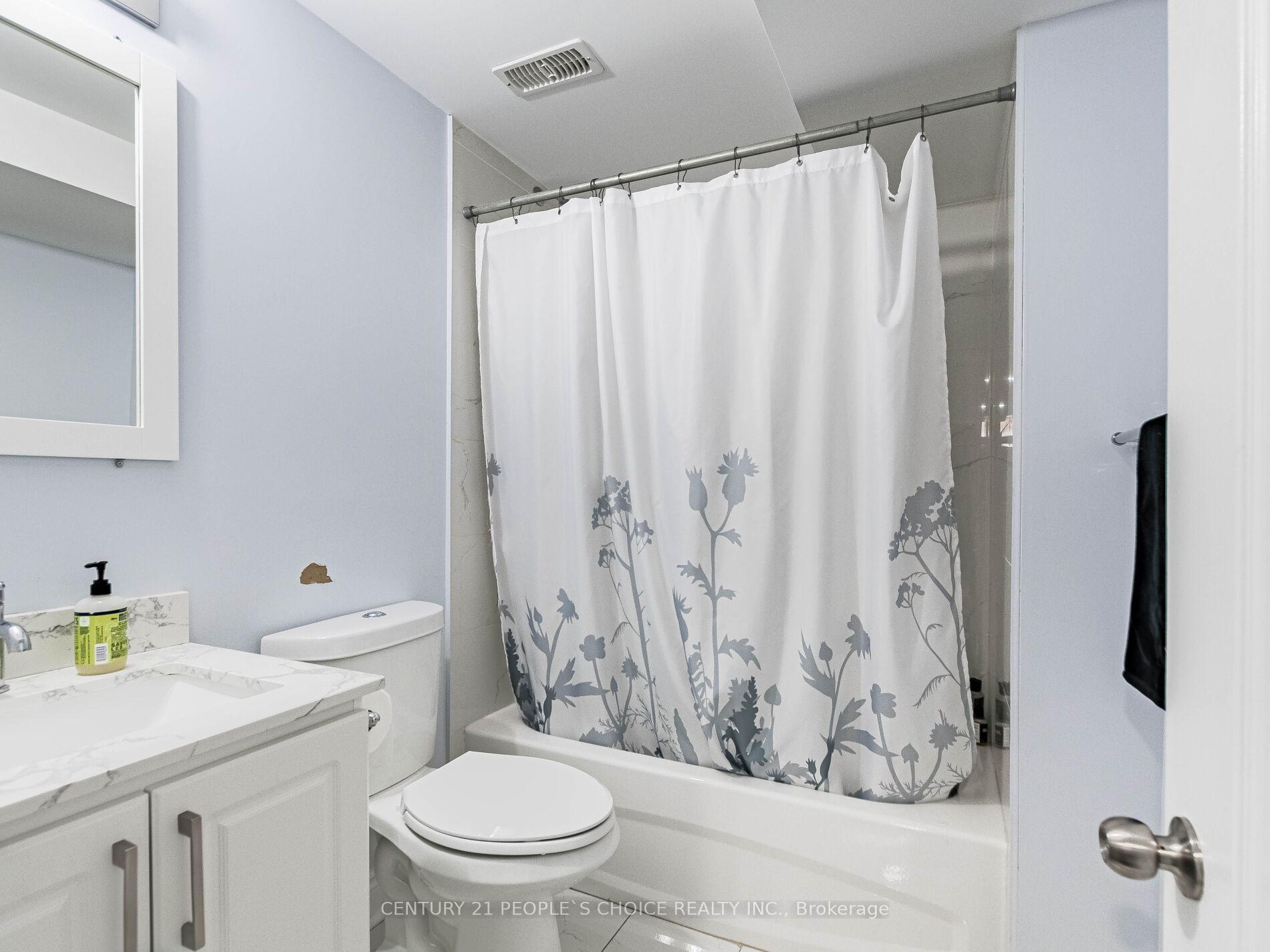 Photo 43 of 4 Dunley Crescent, Brampton, Credit Valley — HOMEH