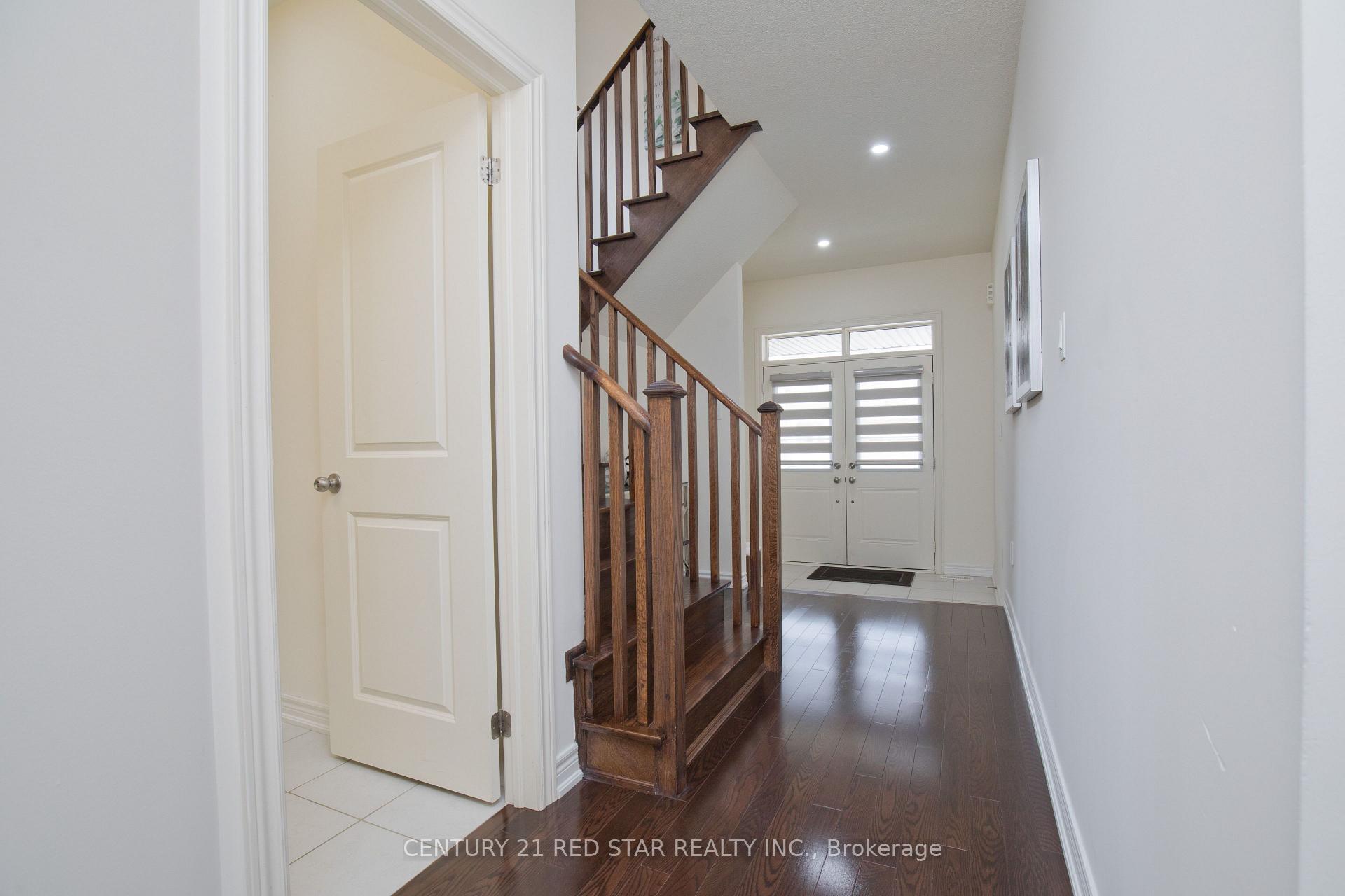 Photo 23 of 633 Brisdale Drive, Brampton, Northwest Brampton — HOMEH