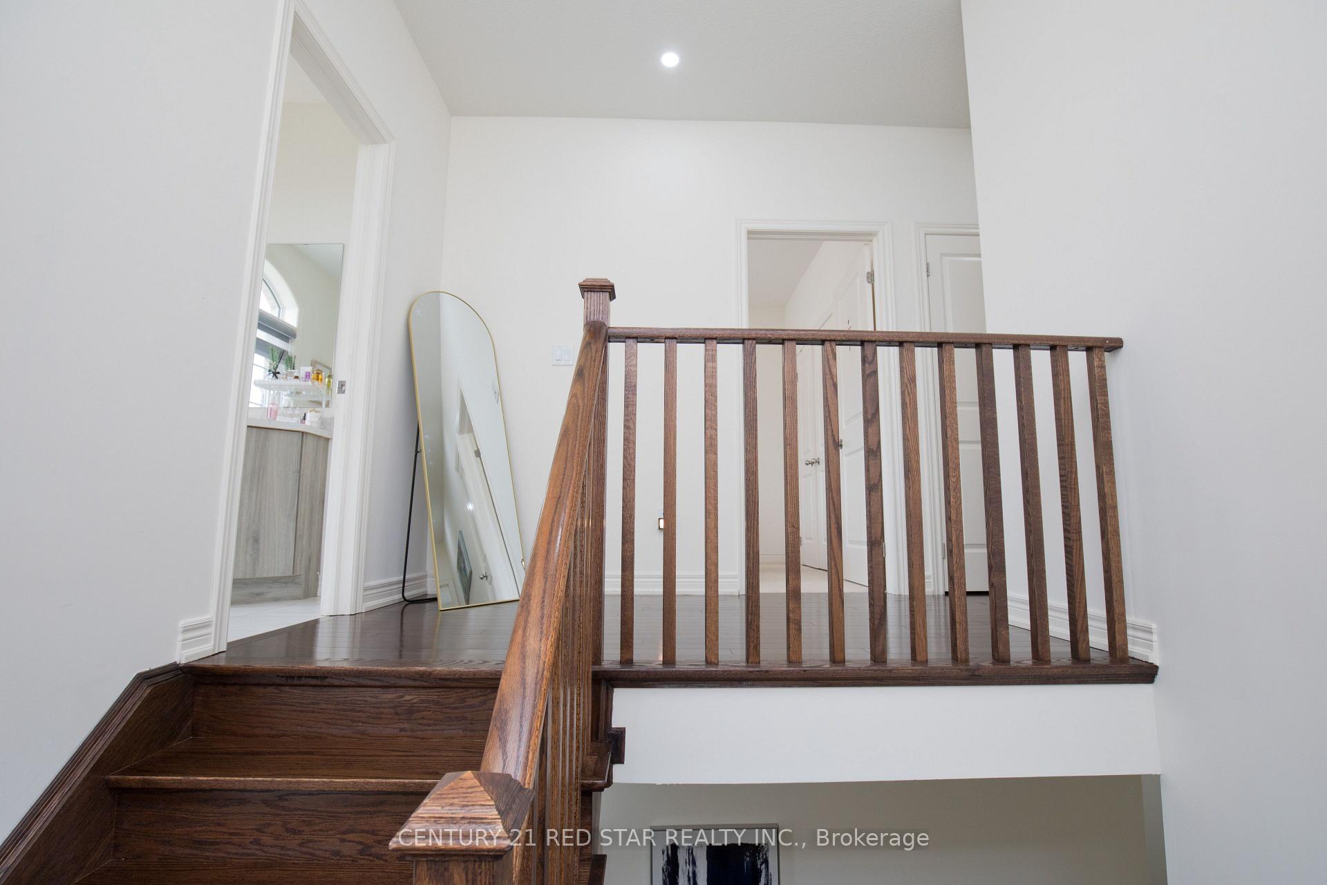 Photo 25 of 633 Brisdale Drive, Brampton, Northwest Brampton — HOMEH