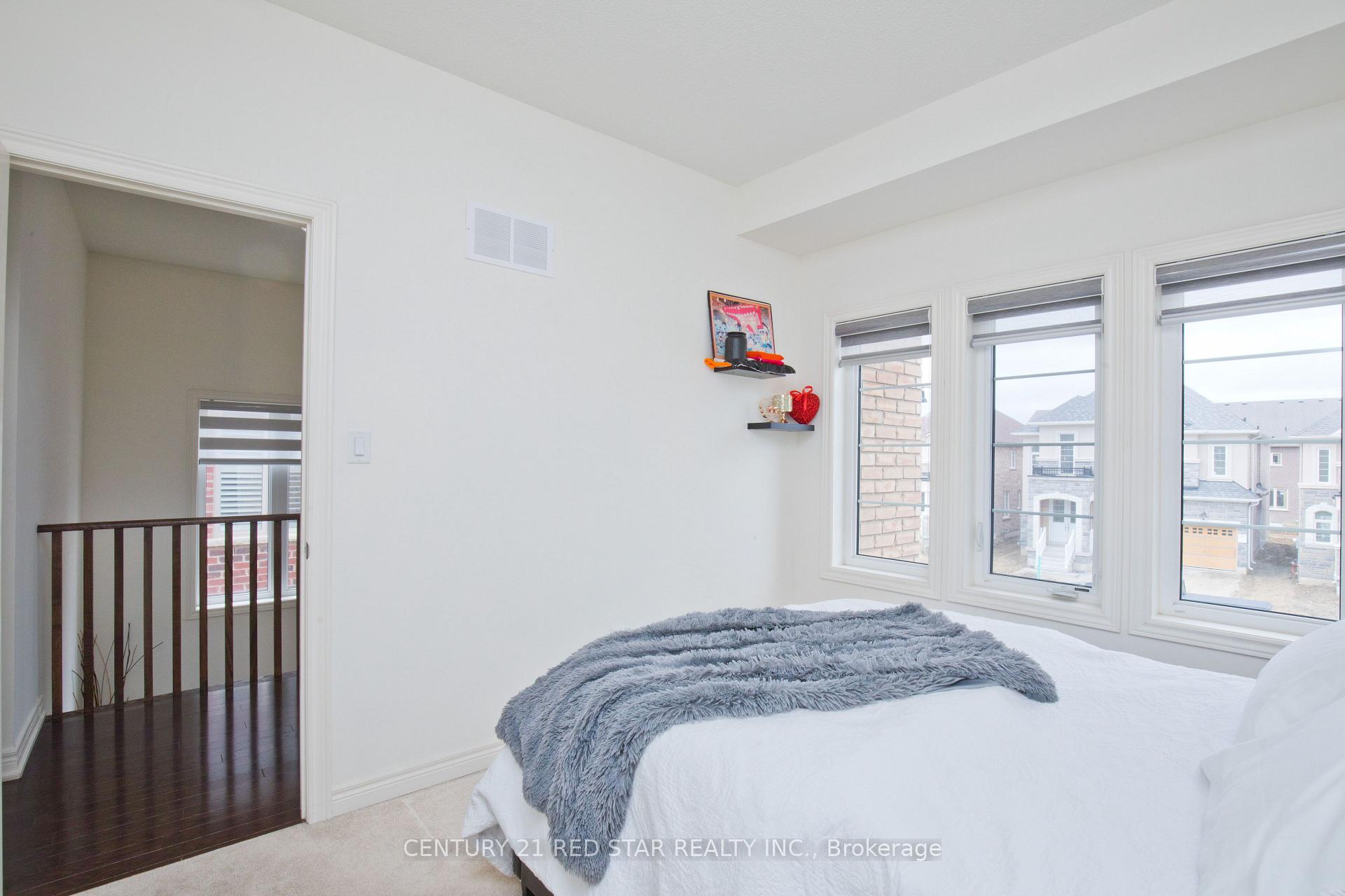 Photo 33 of 633 Brisdale Drive, Brampton, Northwest Brampton — HOMEH