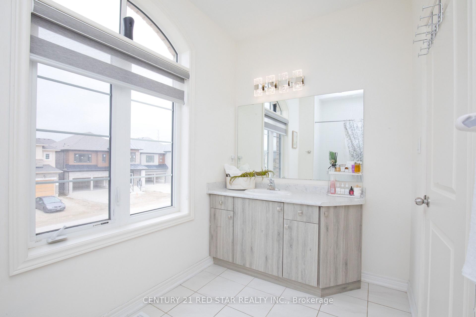 Photo 35 of 633 Brisdale Drive, Brampton, Northwest Brampton — HOMEH