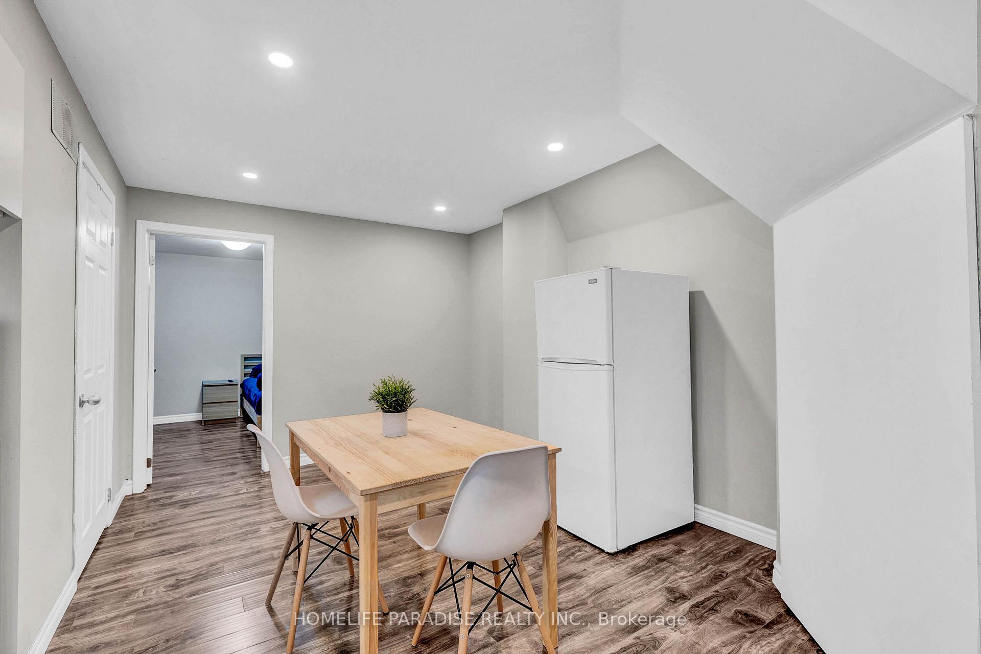 Photo 7 of 33 Silent Pond Crescent, Brampton, Madoc — HOMEH