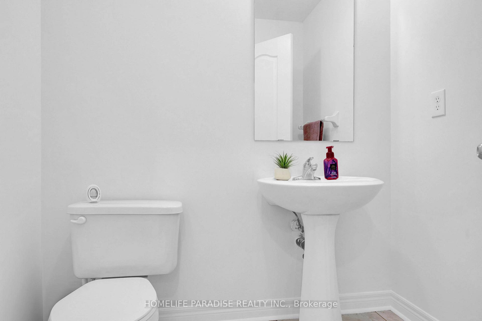 Photo 11 of 33 Silent Pond Crescent, Brampton, Madoc — HOMEH